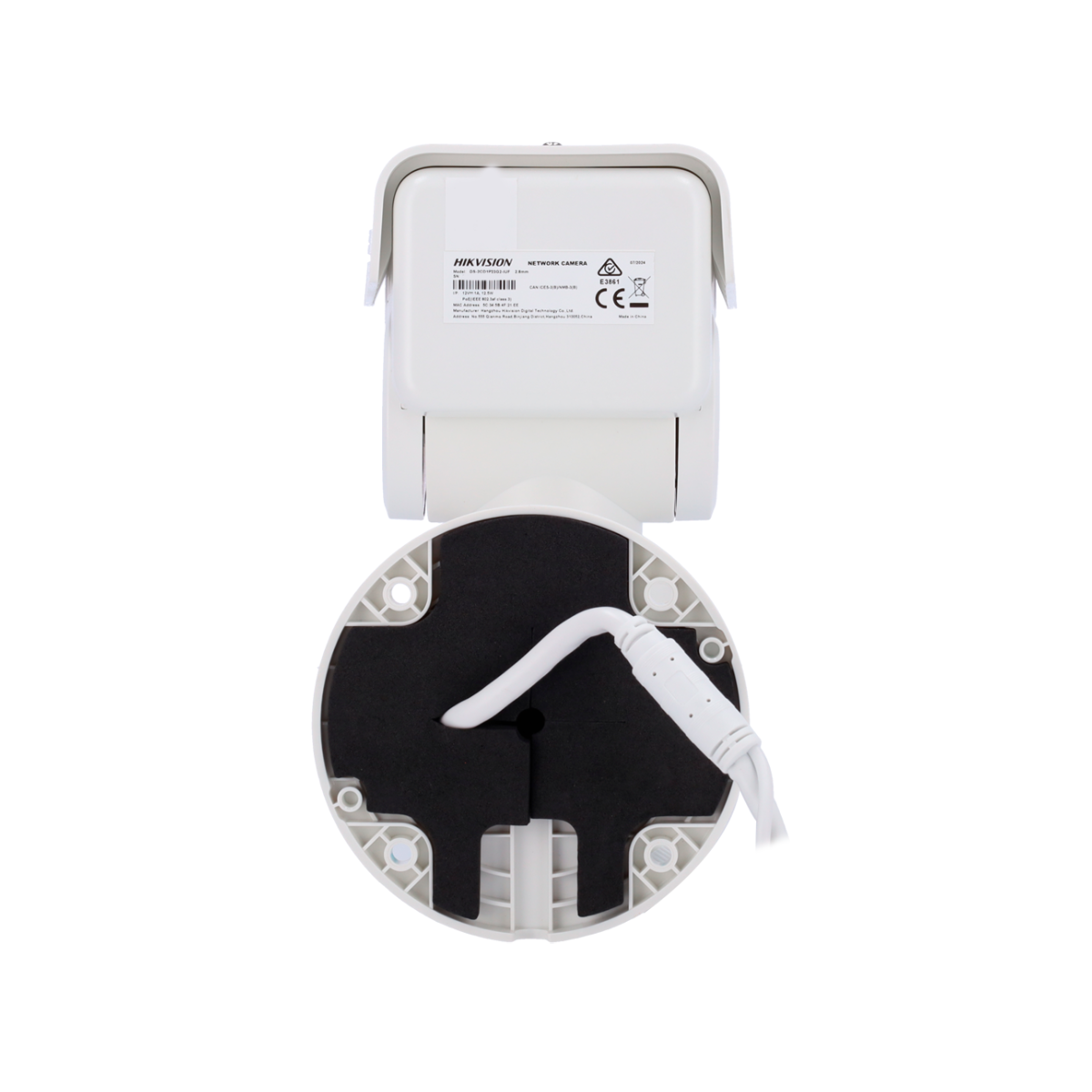 Witte beveiligingscamera met een cirkelvormige basis, witte kabel en 'HIKVISION'.