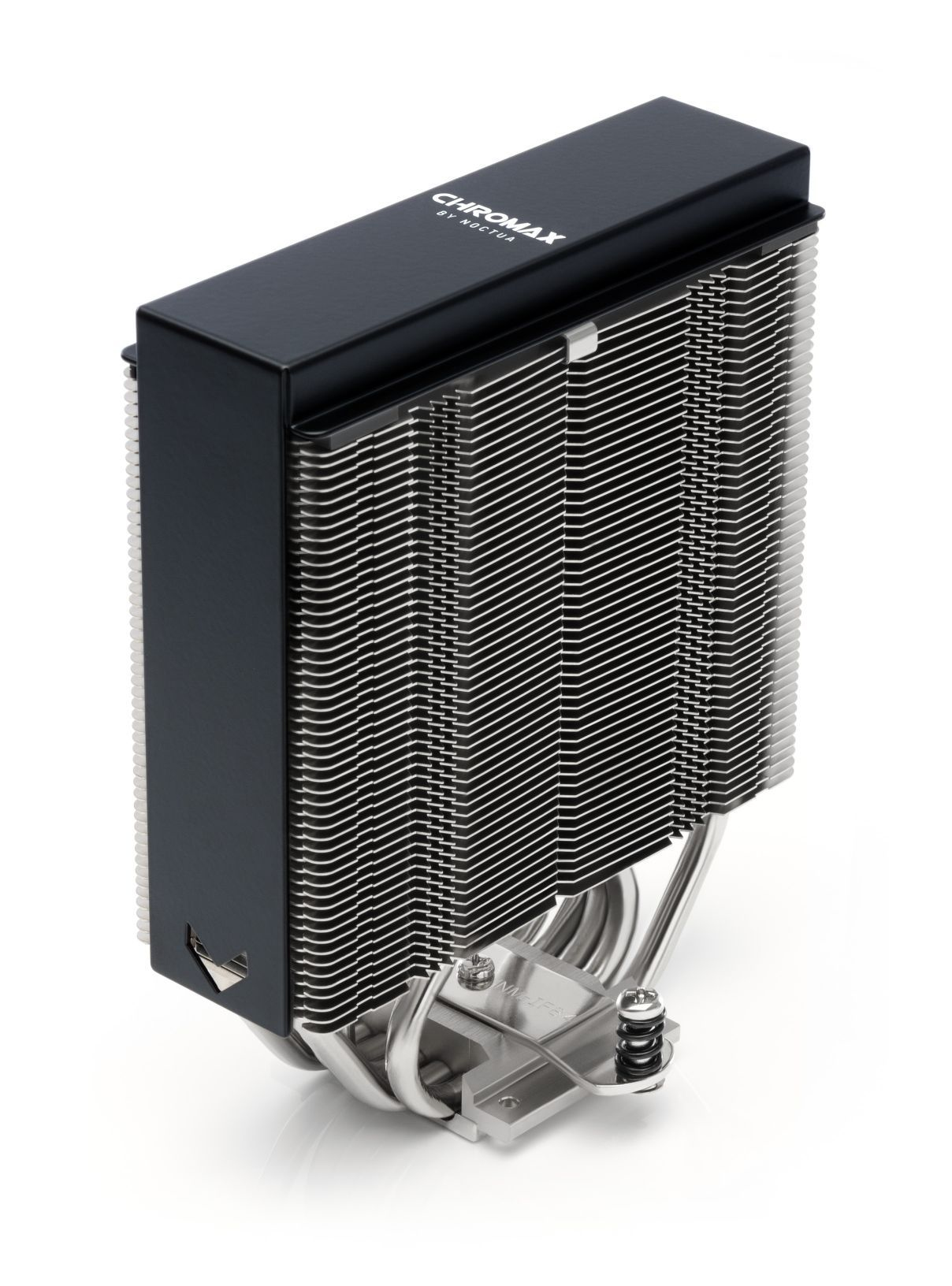 Dissipatore CPU con alette e heat pipe. Parte superiore nera con la scritta CHROMAMAX.