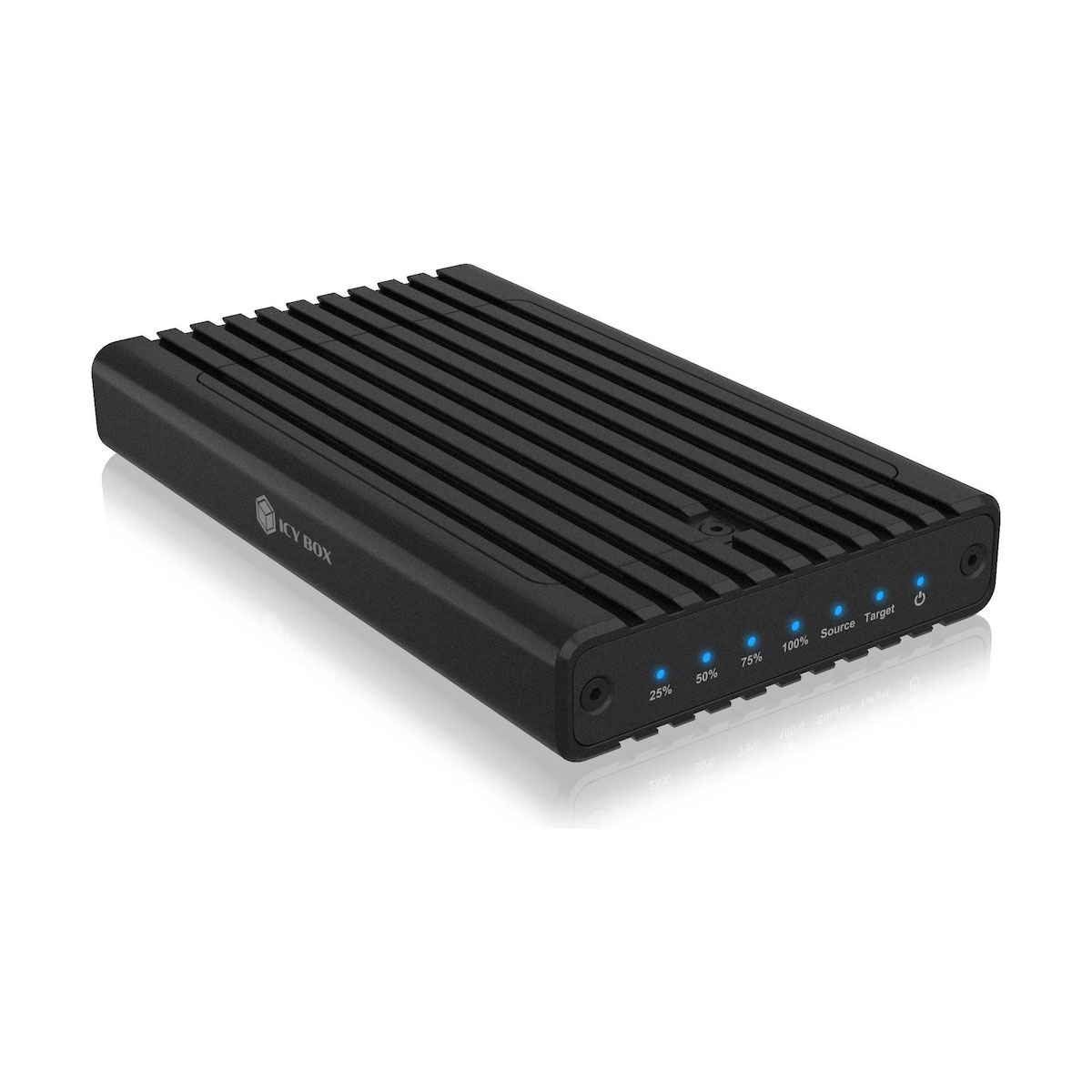 Czarna zewnętrzna obudowa SSD ICY BOX. Ma niebieskie światła wskazujące użycie.