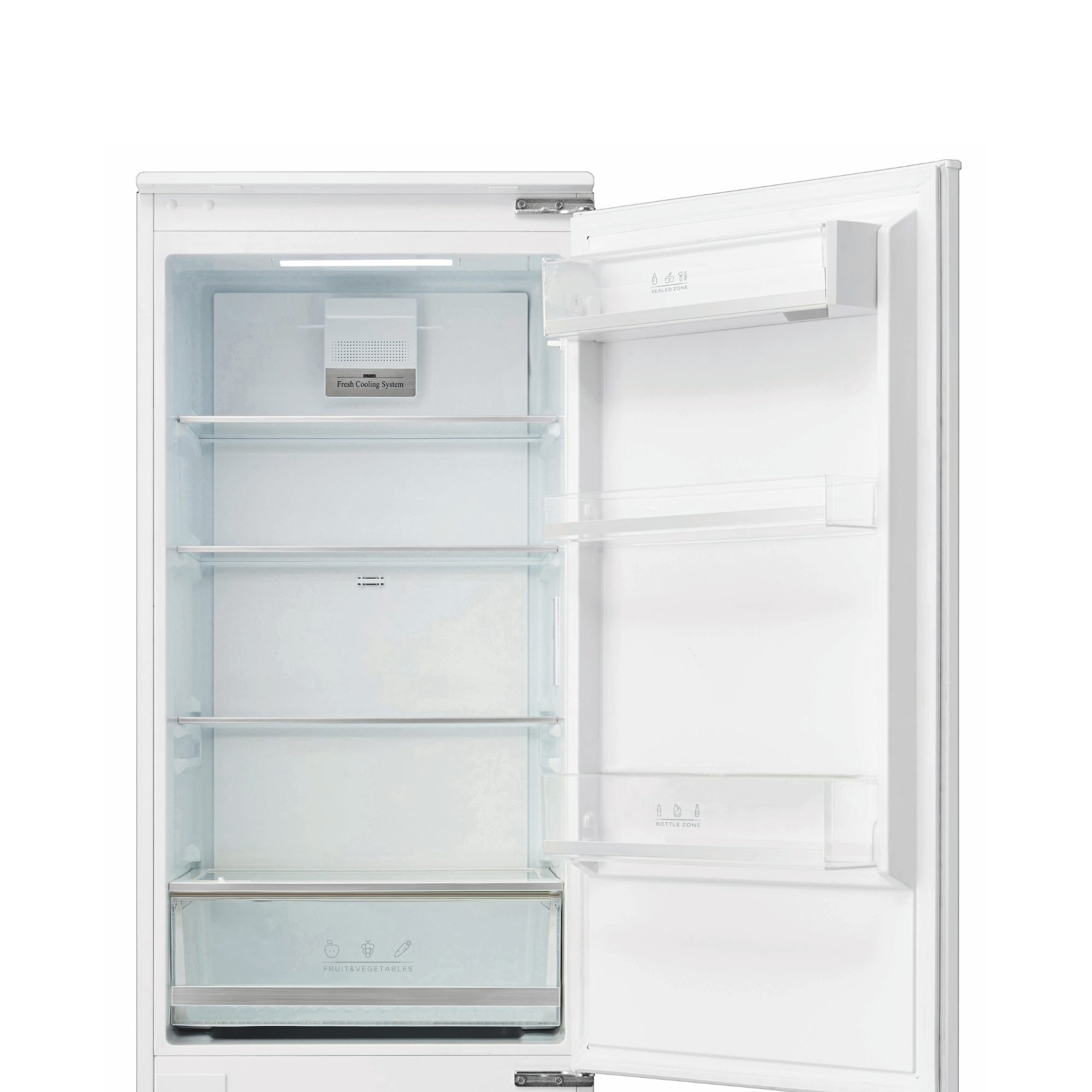 Nevera blanca con la puerta abierta mostrando estantes y cajones. El interior está vacío.