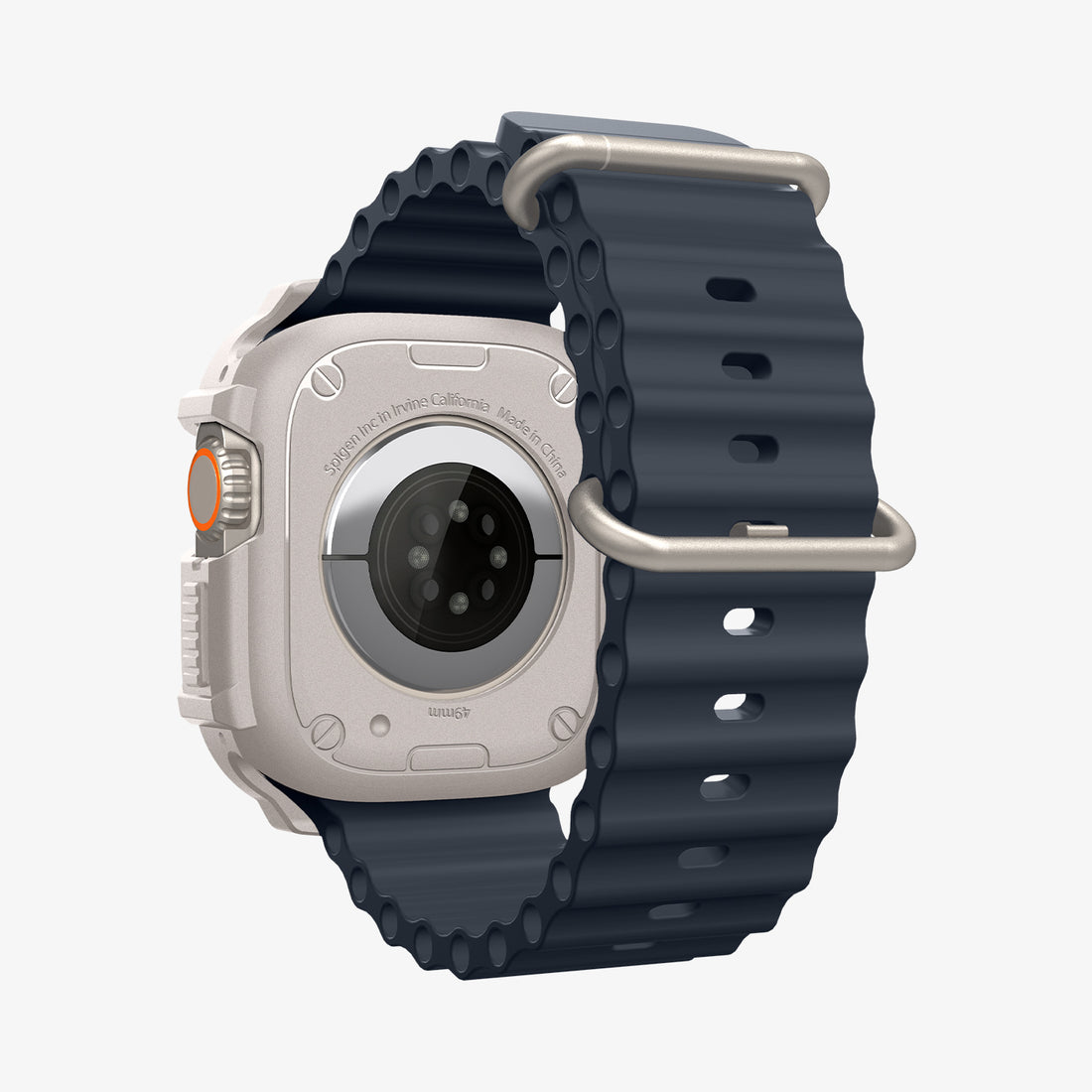 Biały i szary Apple Watch z niebieskim paskiem. Białe tło.