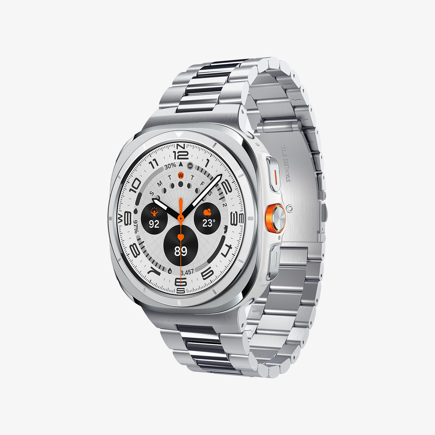 Smartwatch argentato con quadrante bianco, mostra ora, statistiche e dettagli arancioni, con cinturino in metallo.
