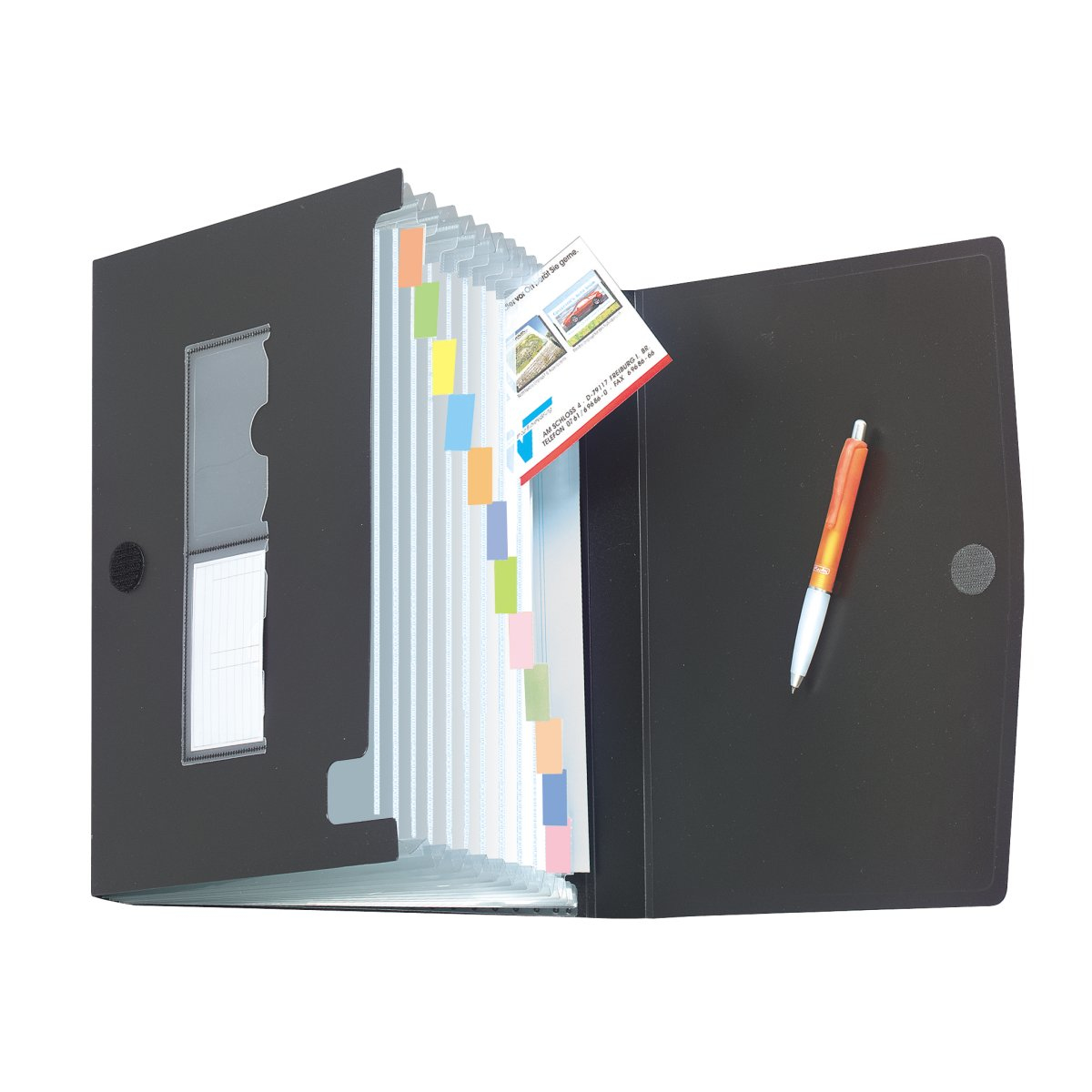 Czarny, rozszerzany segregator z kolorowymi zakładkami i długopisem.