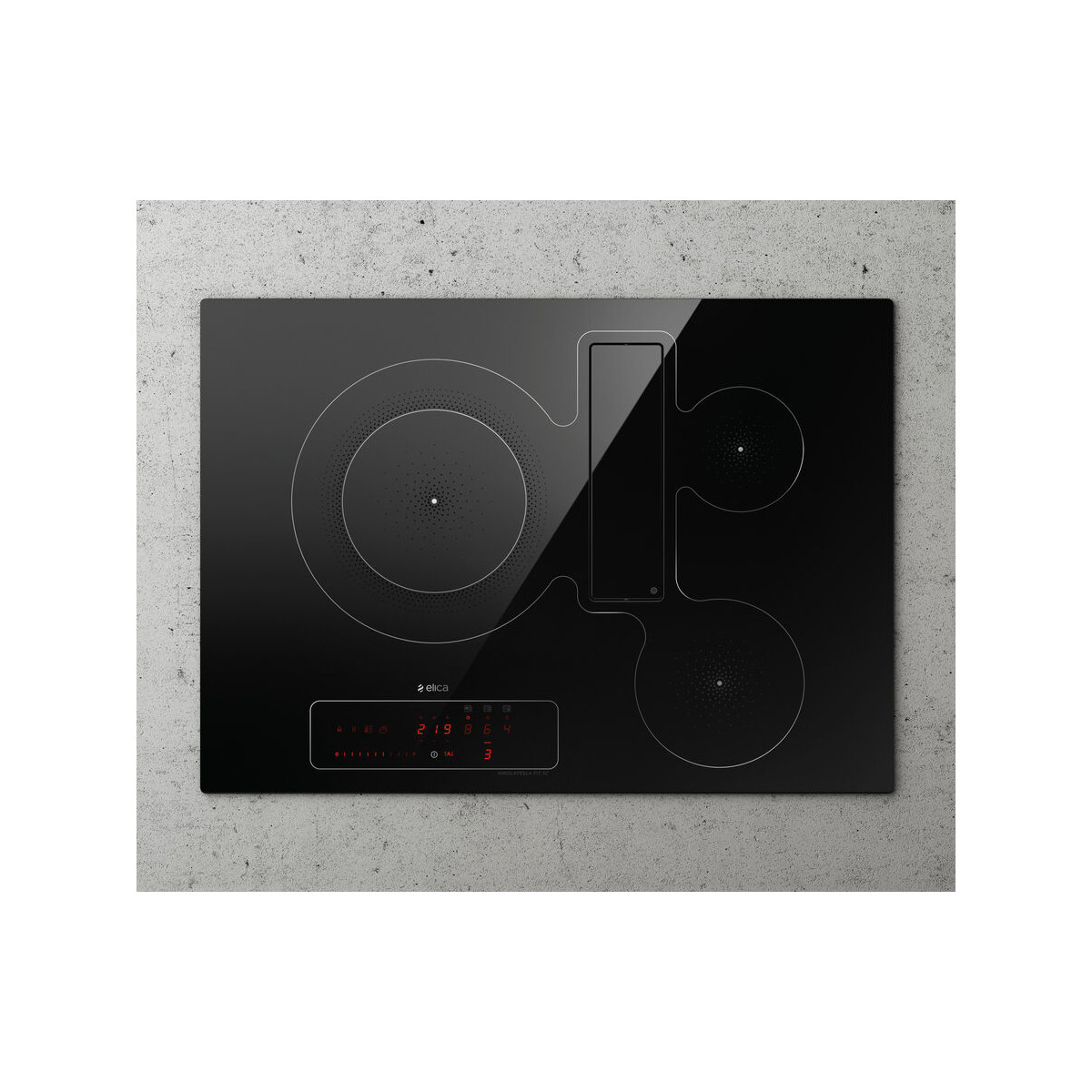 Czarna płyta indukcyjna z trzema strefami gotowania i panelem sterowania.