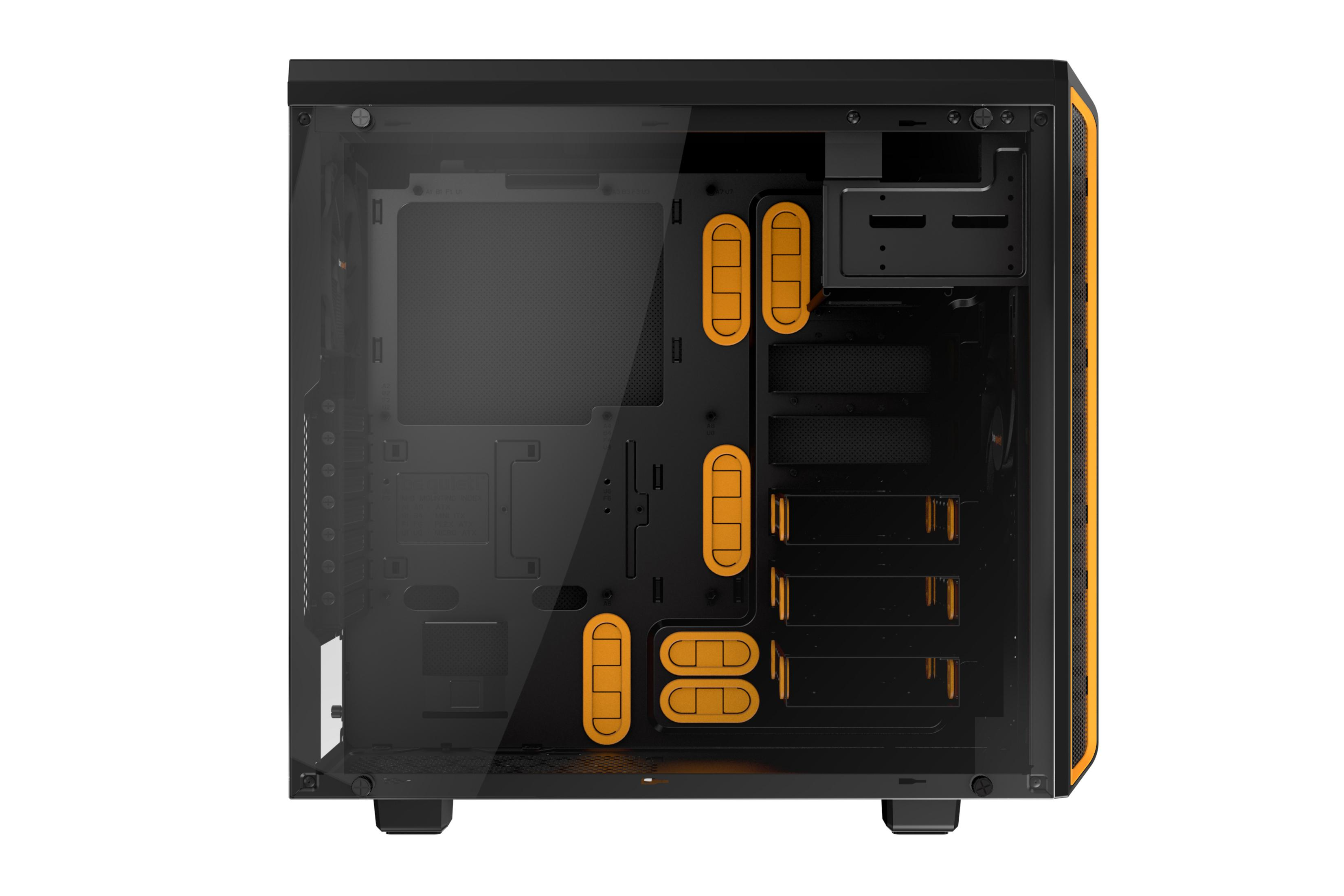 Interno del case del PC con dettagli arancioni. Pannello laterale in vetro, sfondo nero.