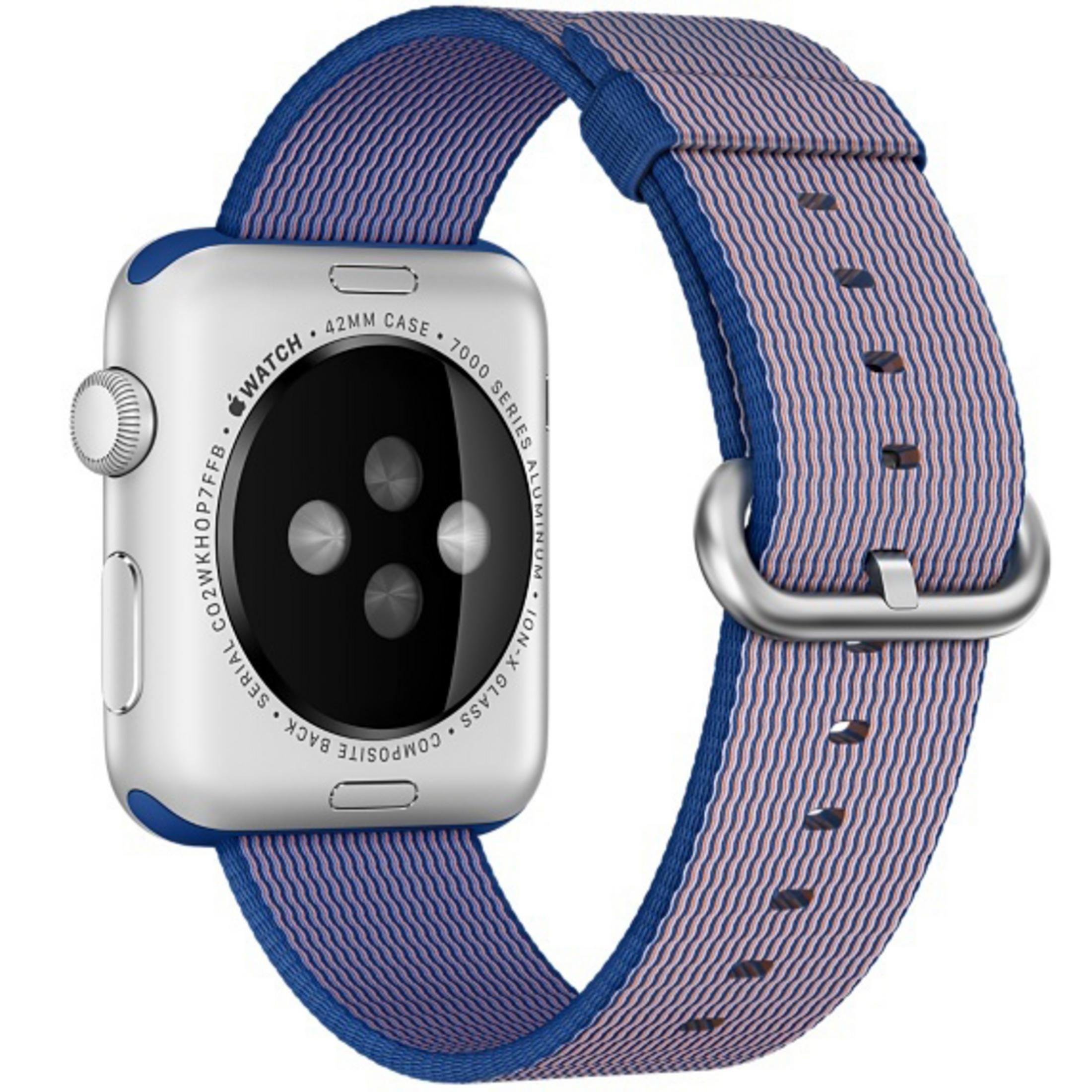 Srebrny Apple Watch z niebiesko-fioletowym paskiem.