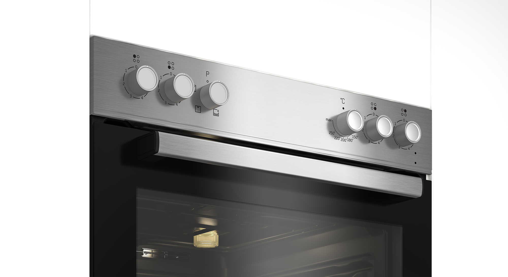 Un primo piano del pannello di controllo del forno con manopole per temperatura e impostazioni.