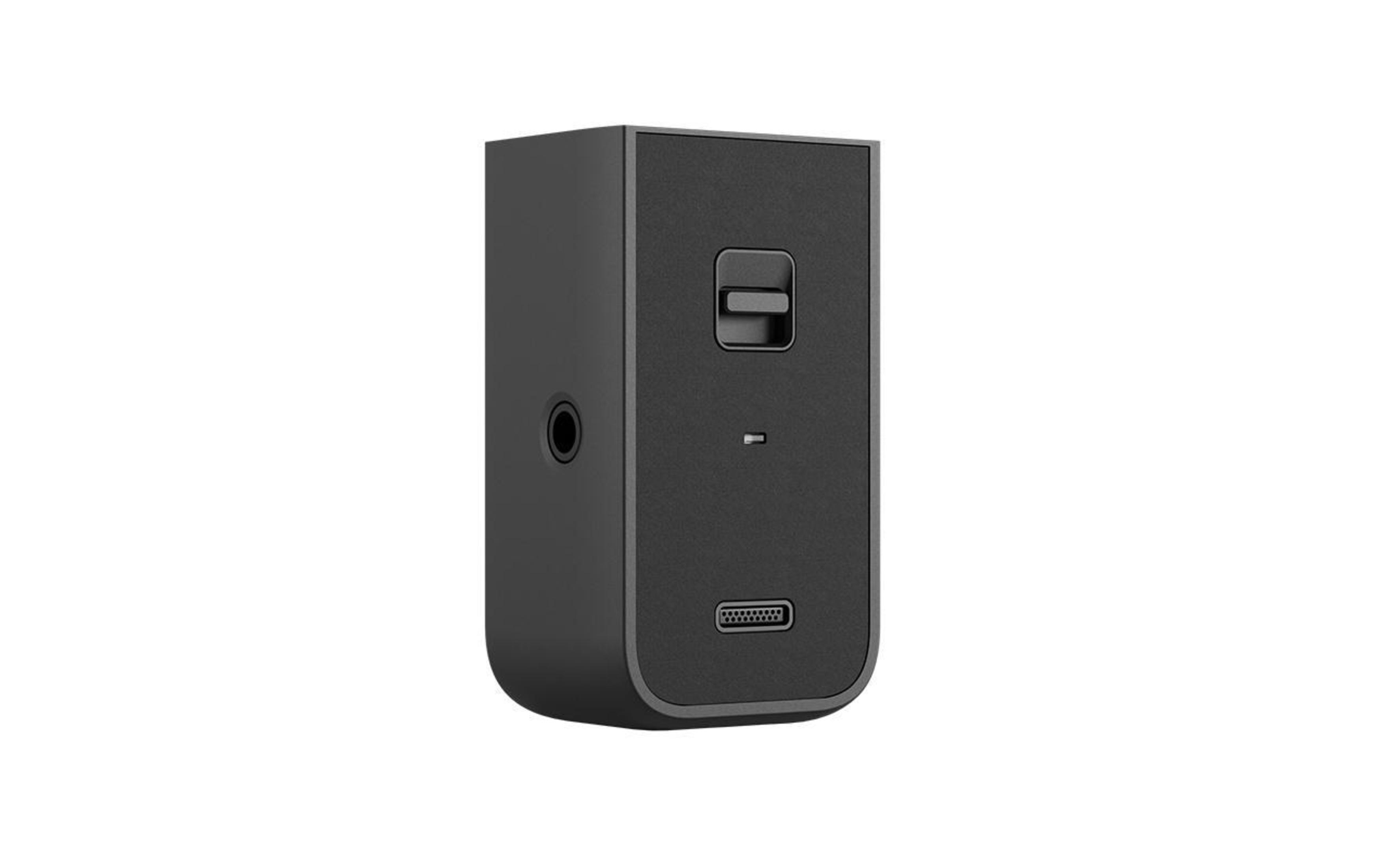 Ein schwarzes Gerät mit einem USB-C-Anschluss und einer Audiobuchse. Es befindet sich auf weißem Hintergrund.