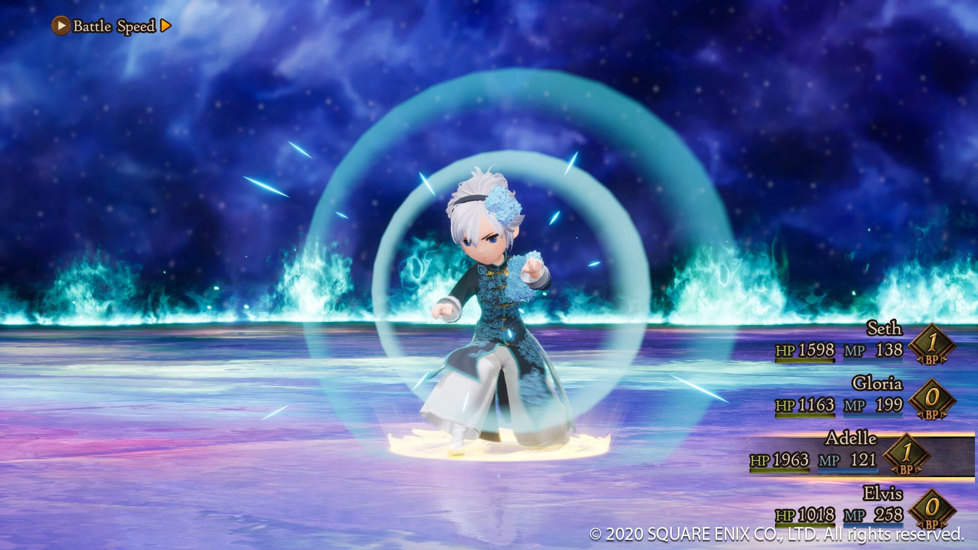 Postać z gry wideo z niebieską aurą, przygotowująca się do walki. Elementy interfejsu walki na ekranie.