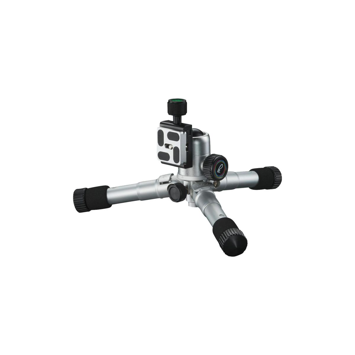 Zbliżenie srebrnej głowicy statywu z elementami sterującymi i nogami. Czarne gumowe nóżki na nogach.