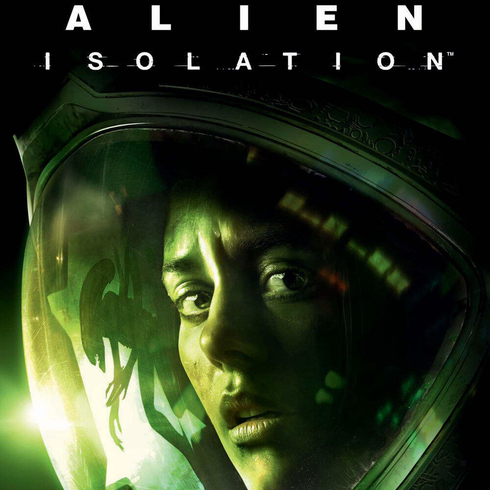 Una donna con un casco spaziale. Il titolo del gioco Alien Isolation è sopra. Lo sfondo è nero.