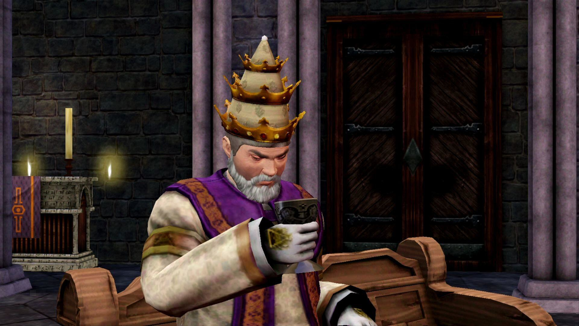 Mężczyzna z potrójną koroną trzyma kielich, w otoczeniu kościelnym. Słabe oświetlenie, poważny wyraz twarzy.