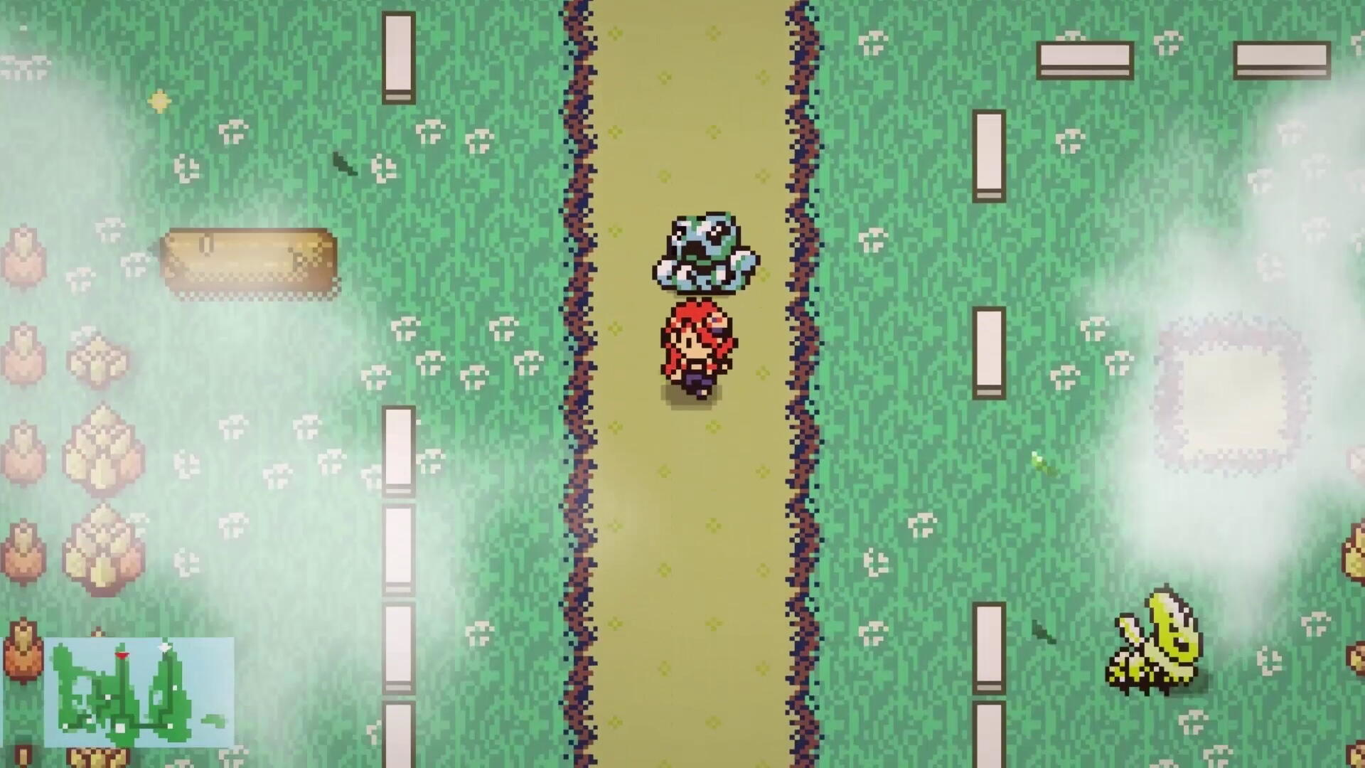 Scena w stylu pixel art z postacią idącą ścieżką. Są drzewa i potwór.