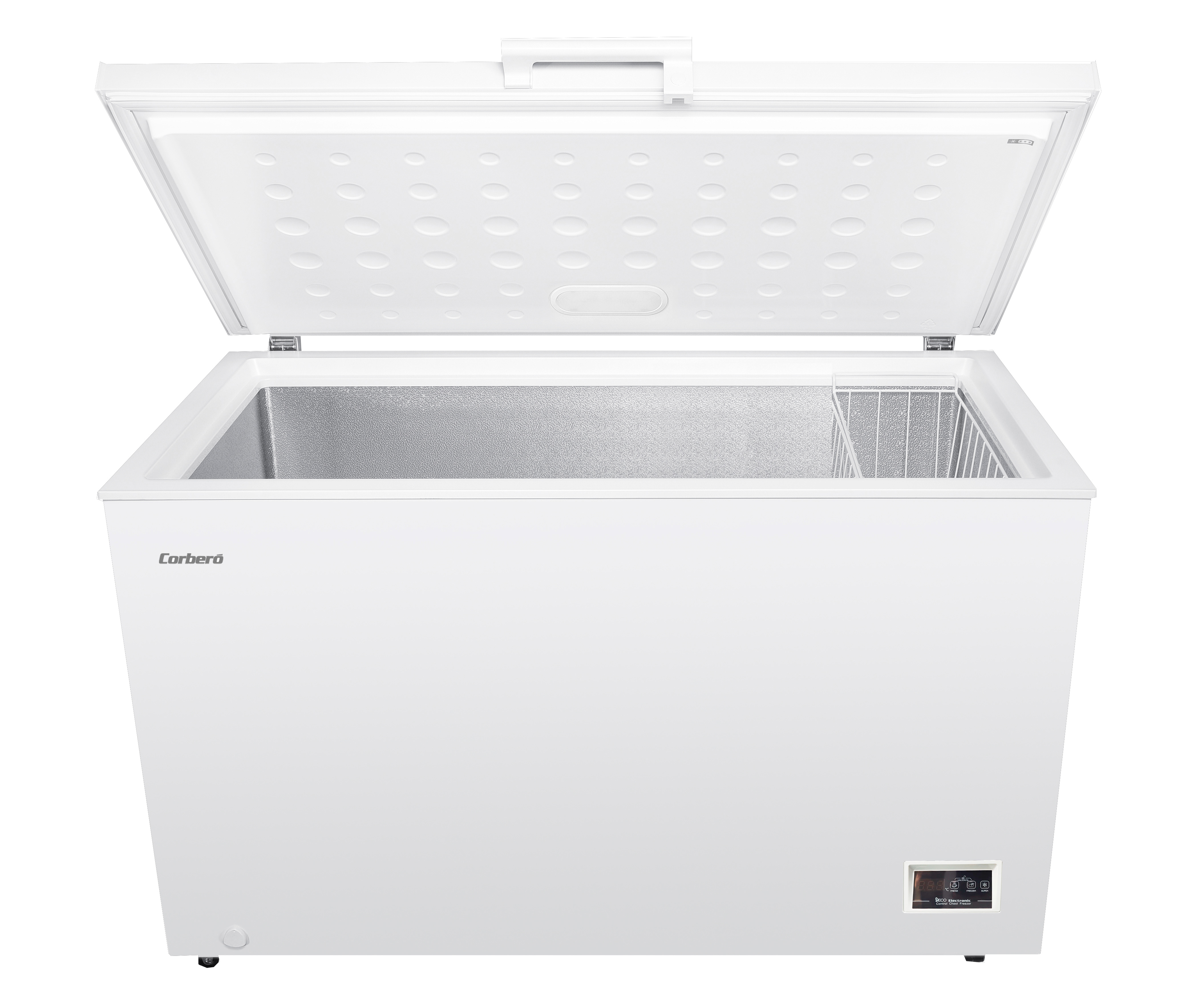 Congelador horizontal blanco con tapa abierta, aislado en blanco.