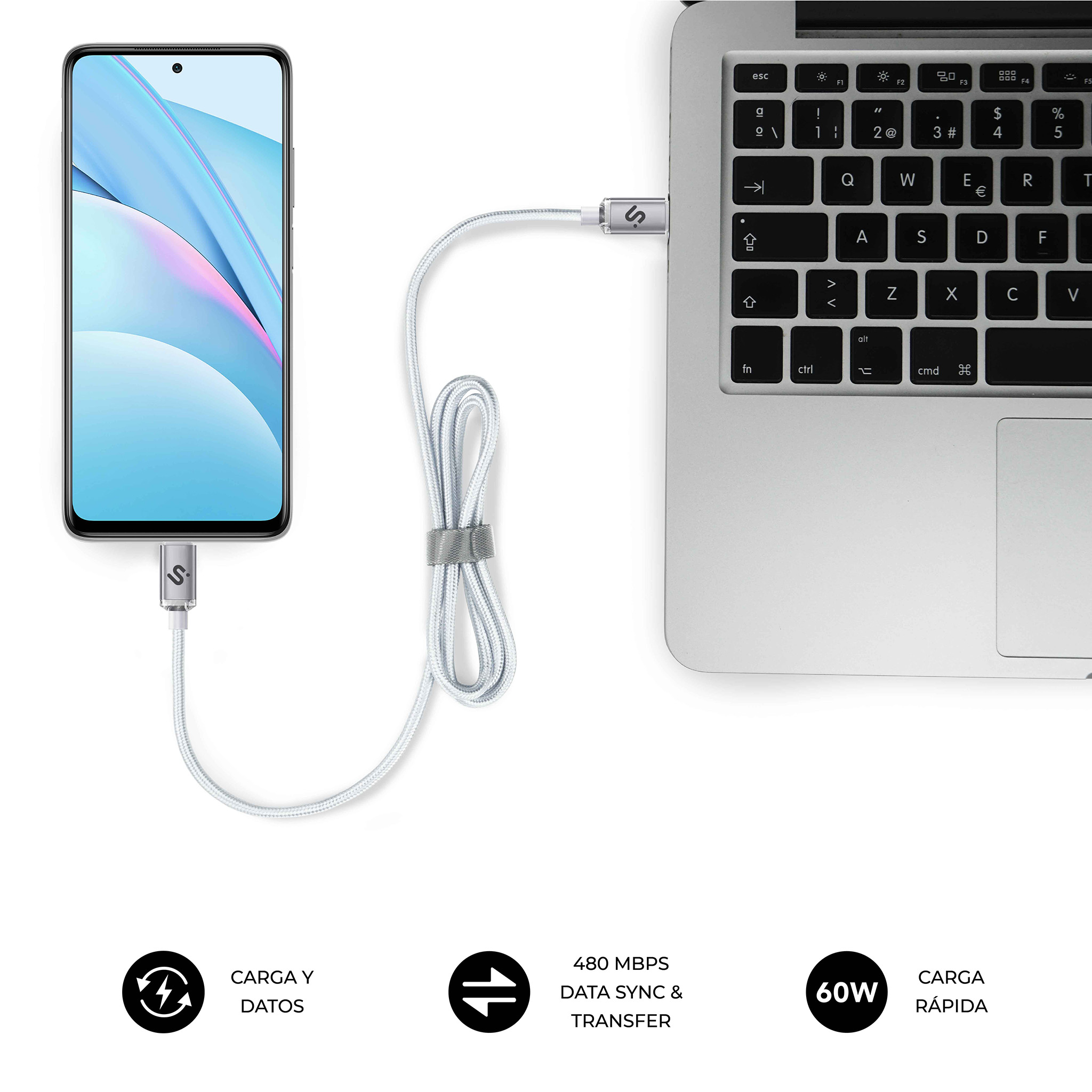 Un teléfono inteligente conectado a una laptop mediante un cable USB-C plateado para transferencia de datos y carga.