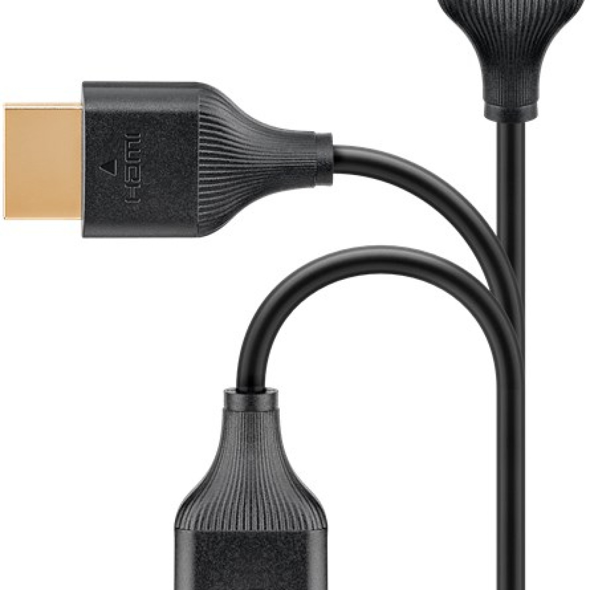 Schwarzes HDMI-Kabel mit goldenem Anschluss. Nahaufnahme.