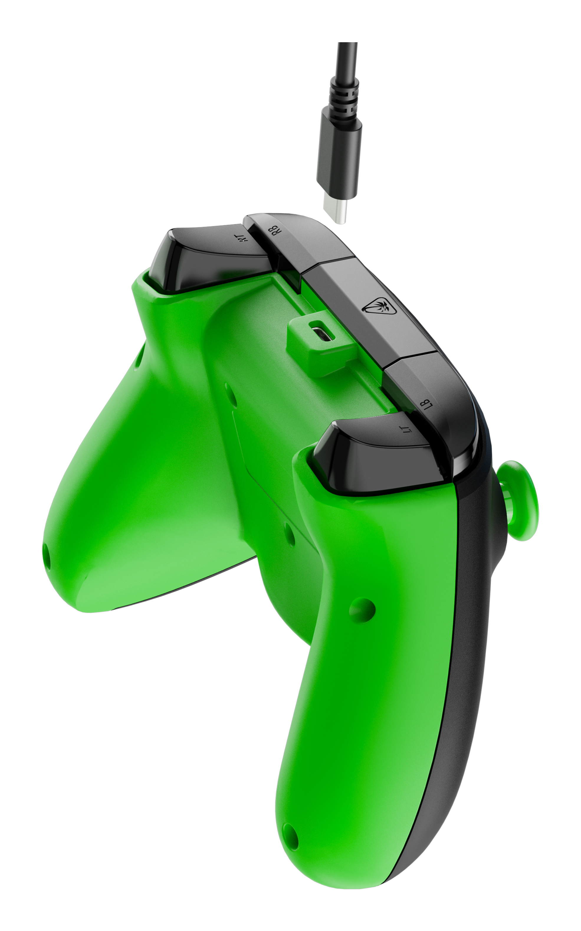Manette de jeu verte et noire avec câble USB-C. La manette est inclinée, montrant son dos.