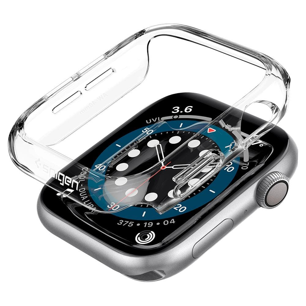 Apple Watch argentato con custodia protettiva trasparente. Il quadrante mostra l'ora, su sfondo bianco.