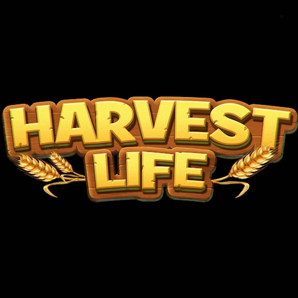 Logo Harvest Life. Jest to drewniany znak ze złotymi literami i pszenicą.