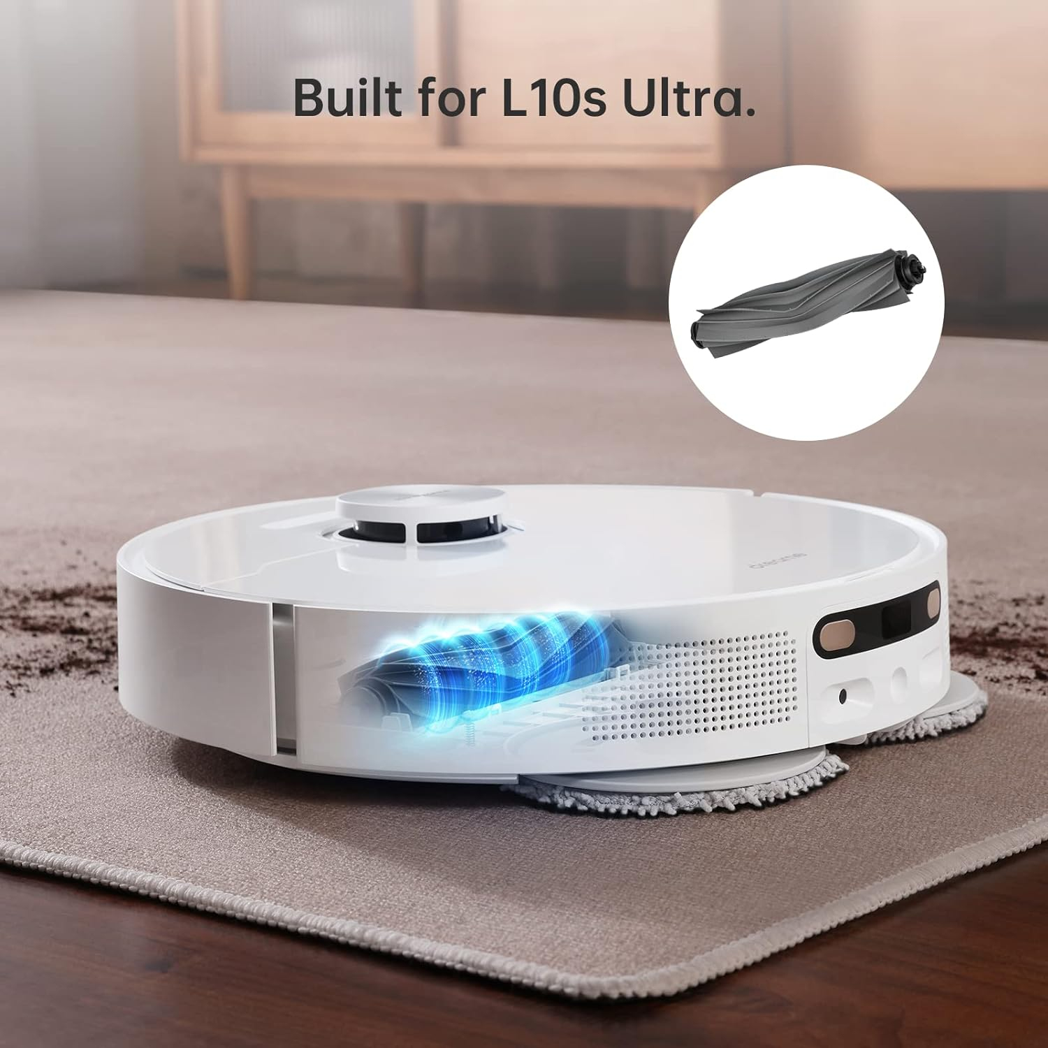 Ein weißer Roboter-Staubsauger auf einem Teppich, mit einer Darstellung der Reinigungsaktion.