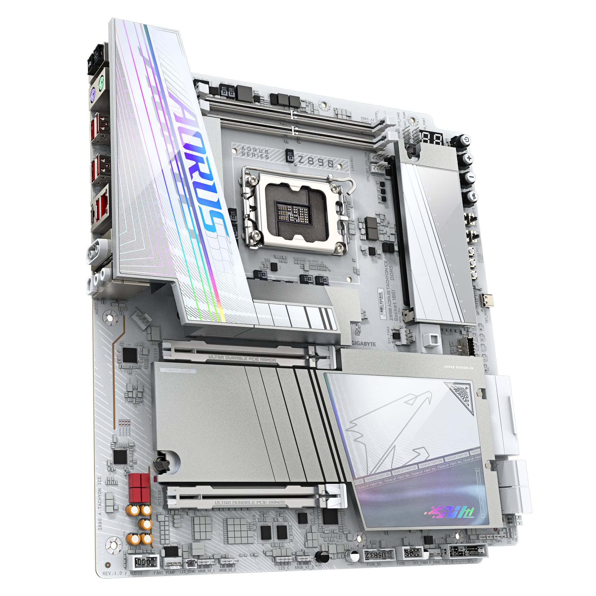 Una scheda madre bianca con vari componenti, tra cui CPU, slot RAM e dissipatori. Il logo Aorus è visibile.