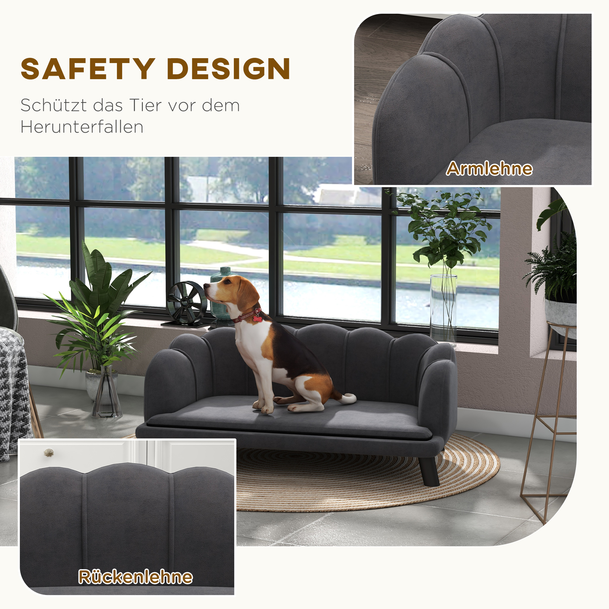 Ein Hund sitzt auf einem grauen Sofa, mit Fenster und Dekorationen im Hintergrund.