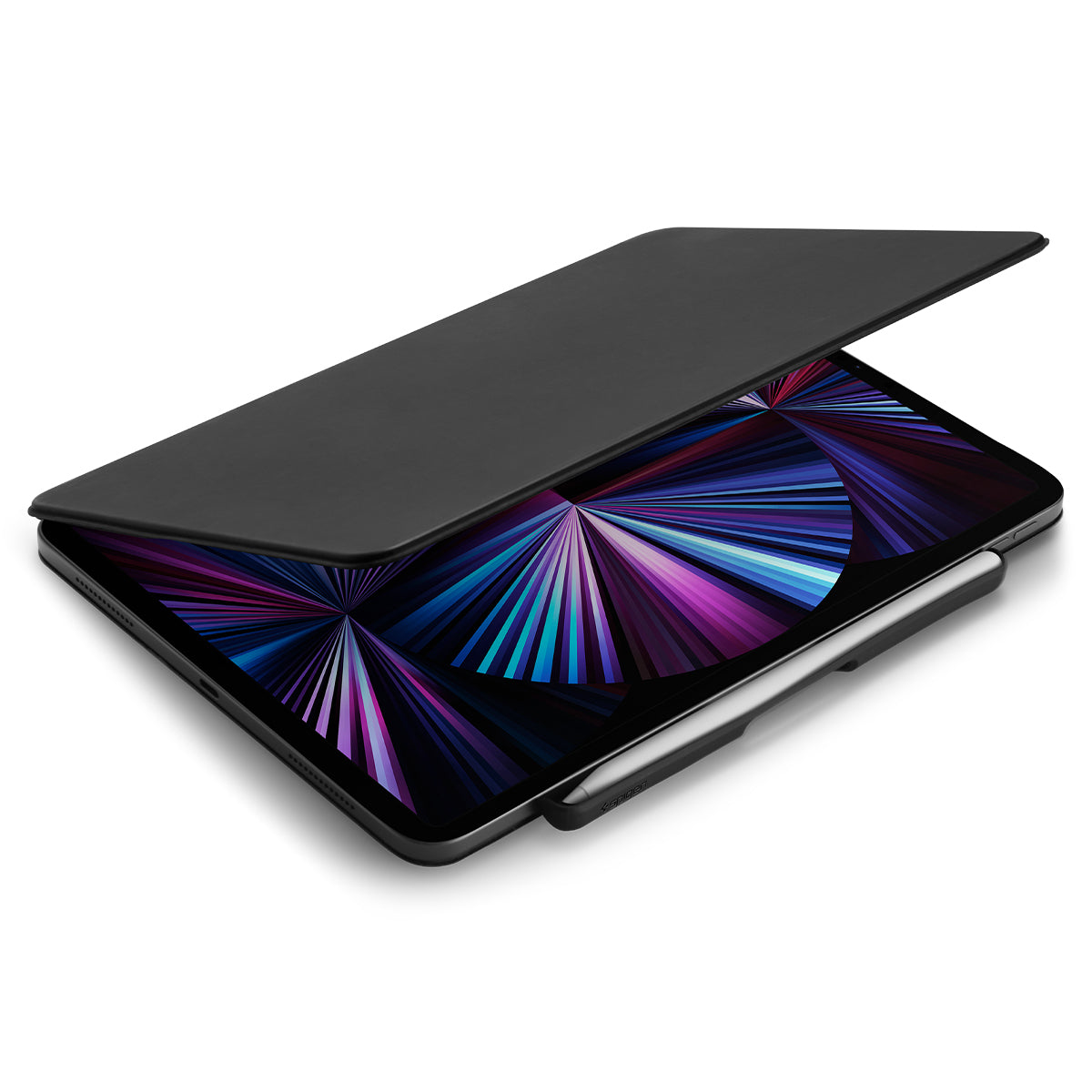 Schwarzes Tablet mit Hülle und weißem Stift. Der Hintergrund ist weiß.