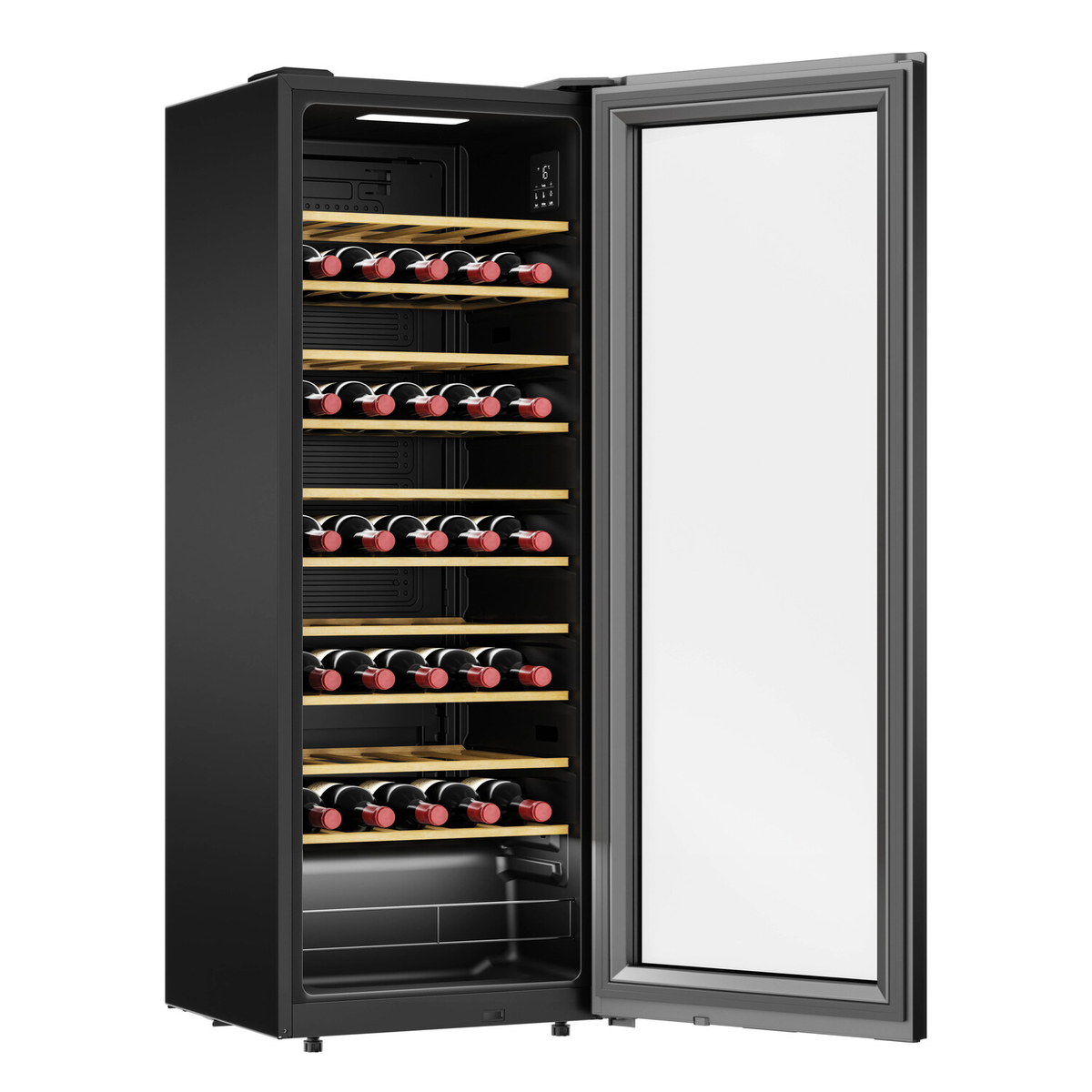 Czarna lodówka na wino z otwartymi szklanymi drzwiami, pełna butelek wina na półkach.