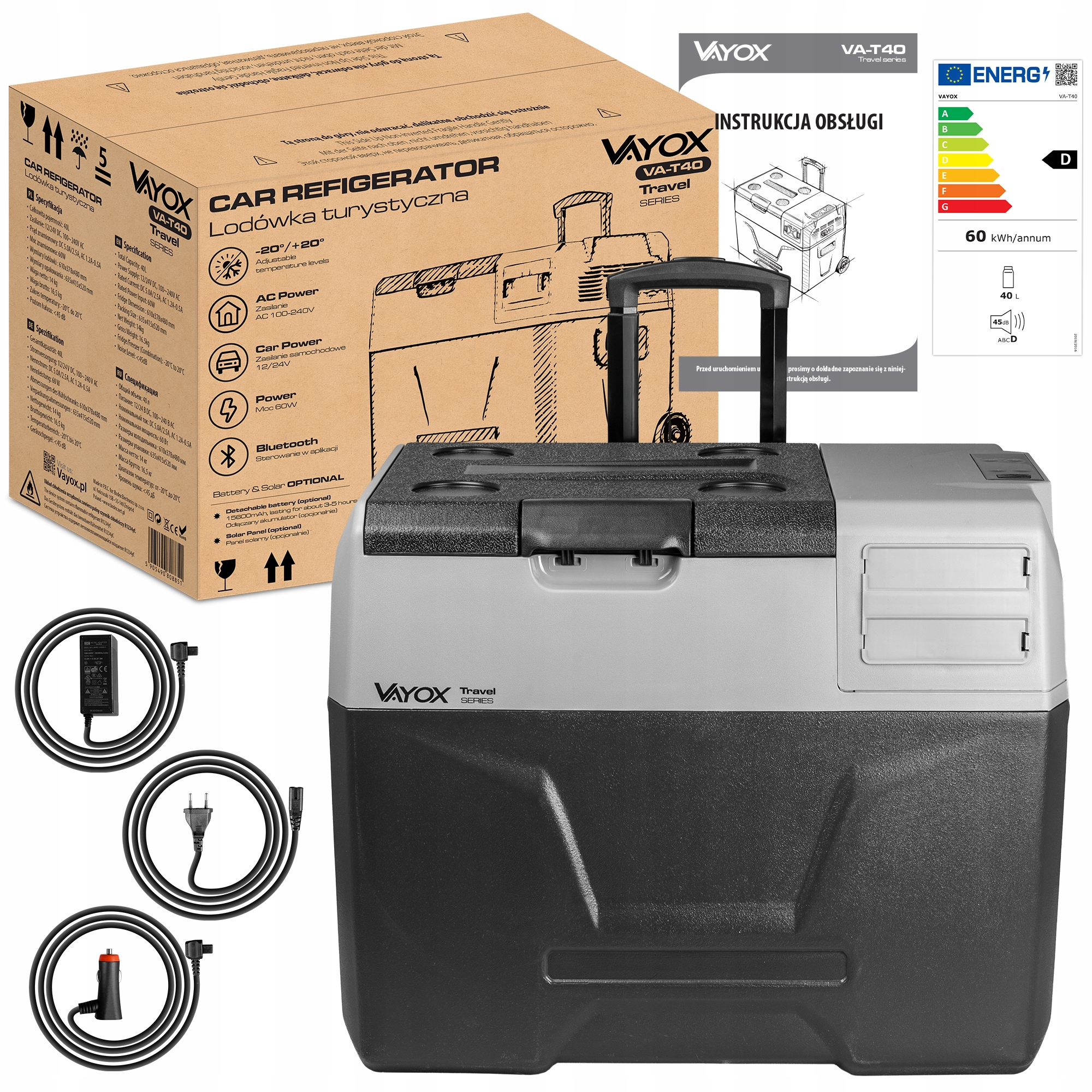 Lodówka samochodowa i akcesoria. Zapakowana lodówka samochodowa z przewodami, dokumentami i etykietą energetyczną.