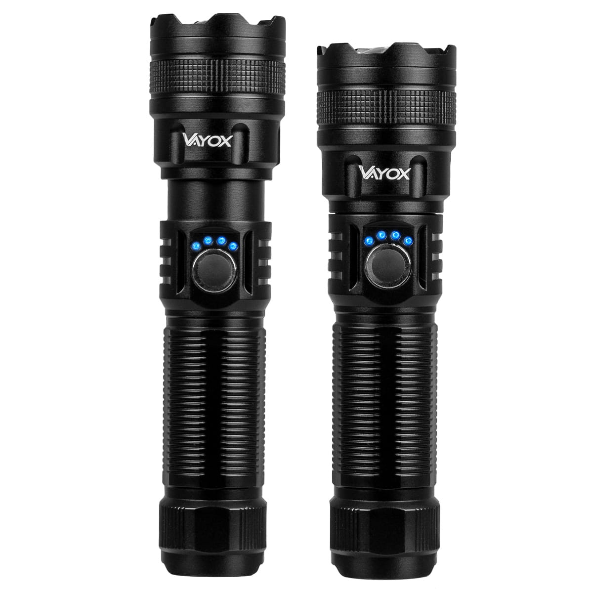 Dwie czarne latarki Vayox. Przyciski, niebieskie wskaźniki LED i nazwa marki.