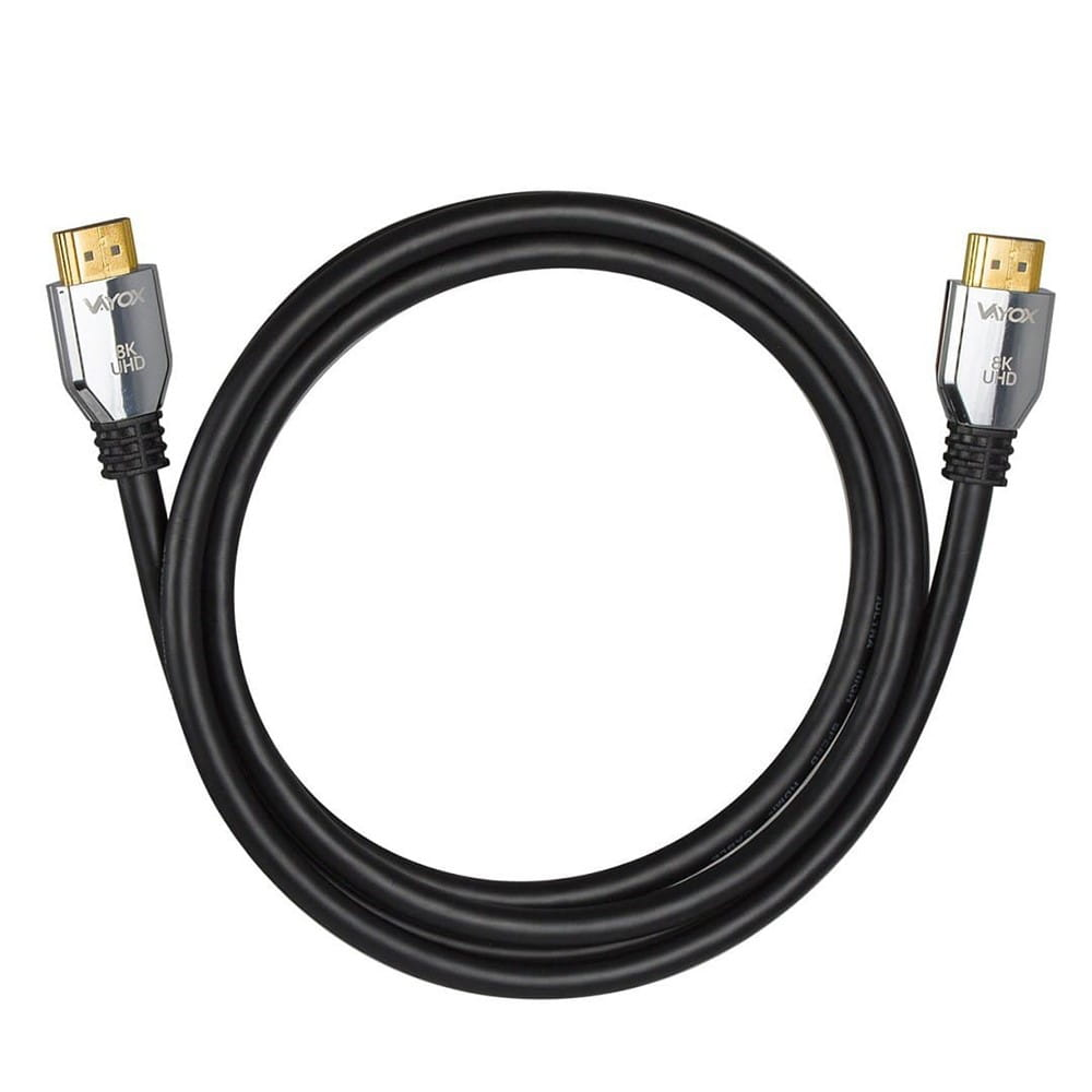 Czarny kabel HDMI ze złotymi złączami. Kabel ma etykiety 'Vayox' i '8K UHD' na złączu.
