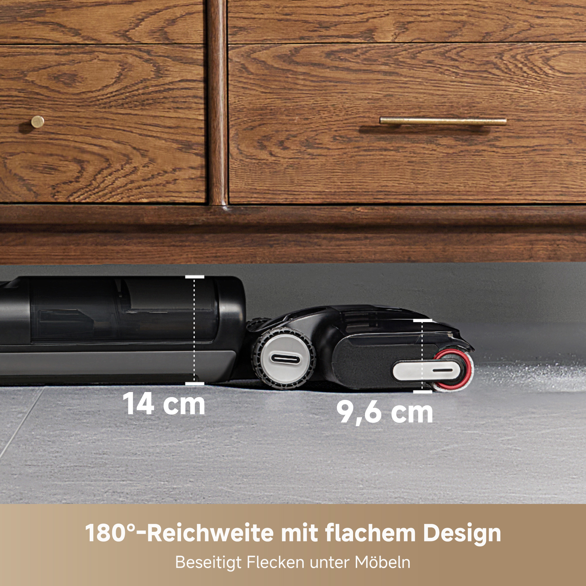 Staubsauger neben einer Schublade, Maße der Maschine, 14 cm und 9,6 cm.