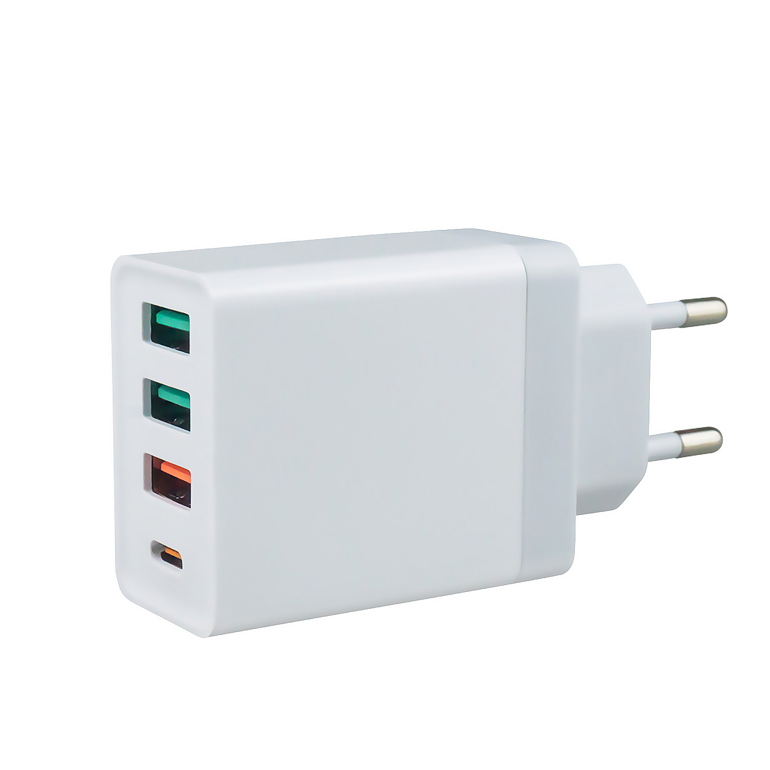 Caricatore USB bianco con quattro porte USB di diversi colori e spina.