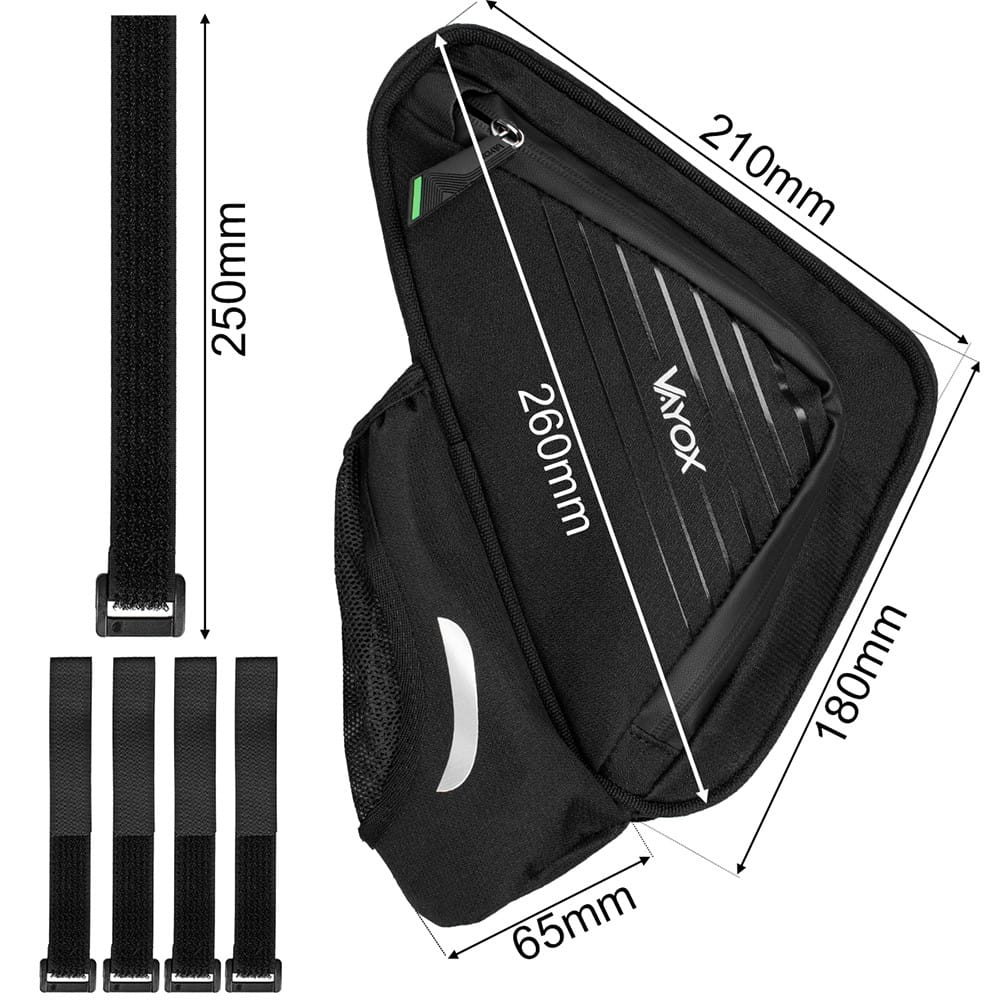 Czarna torba rowerowa z wymiarami. Widoczne są również paski.