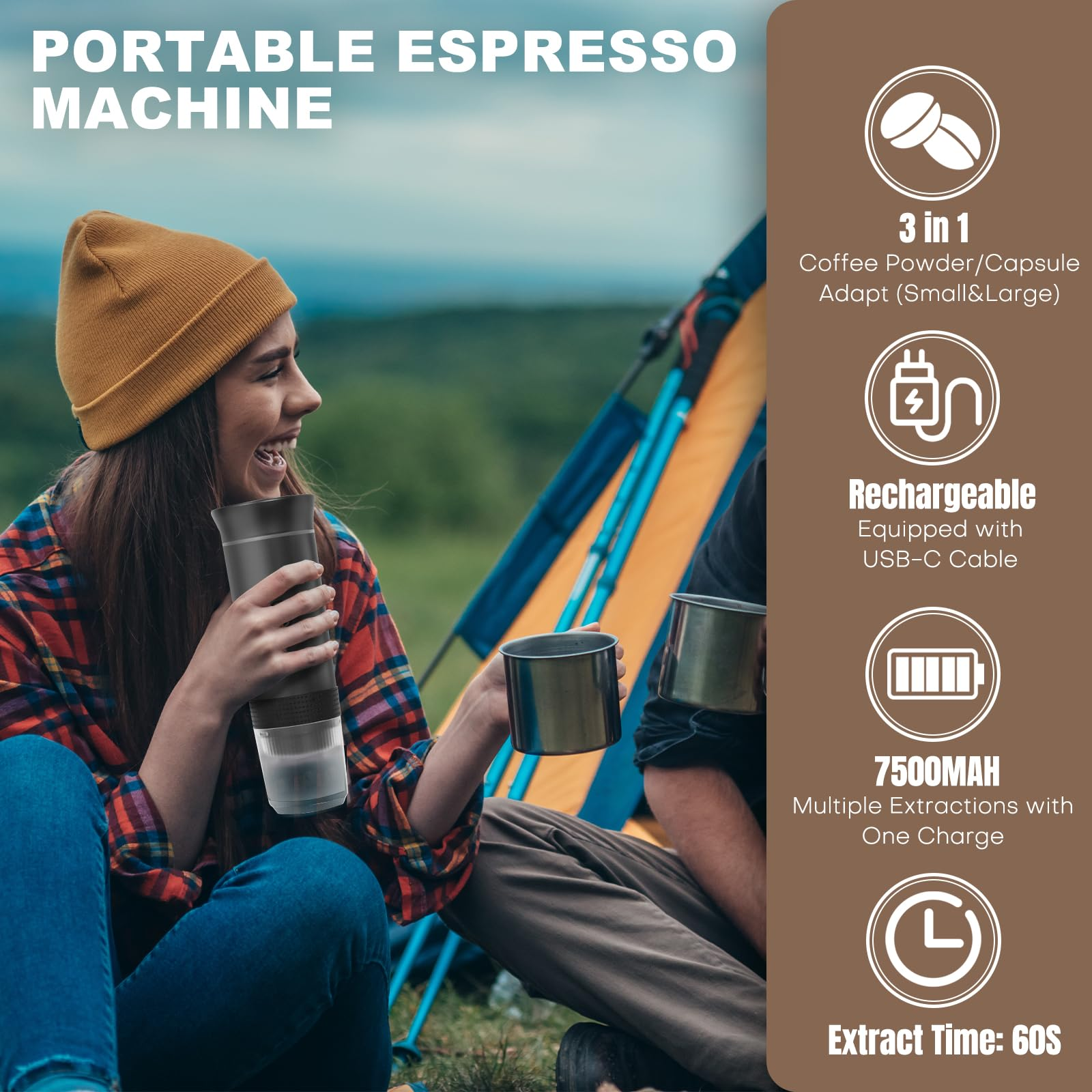 Eine Frau mit Hut hält eine tragbare Espressomaschine neben einem Mann mit einer Tasse.