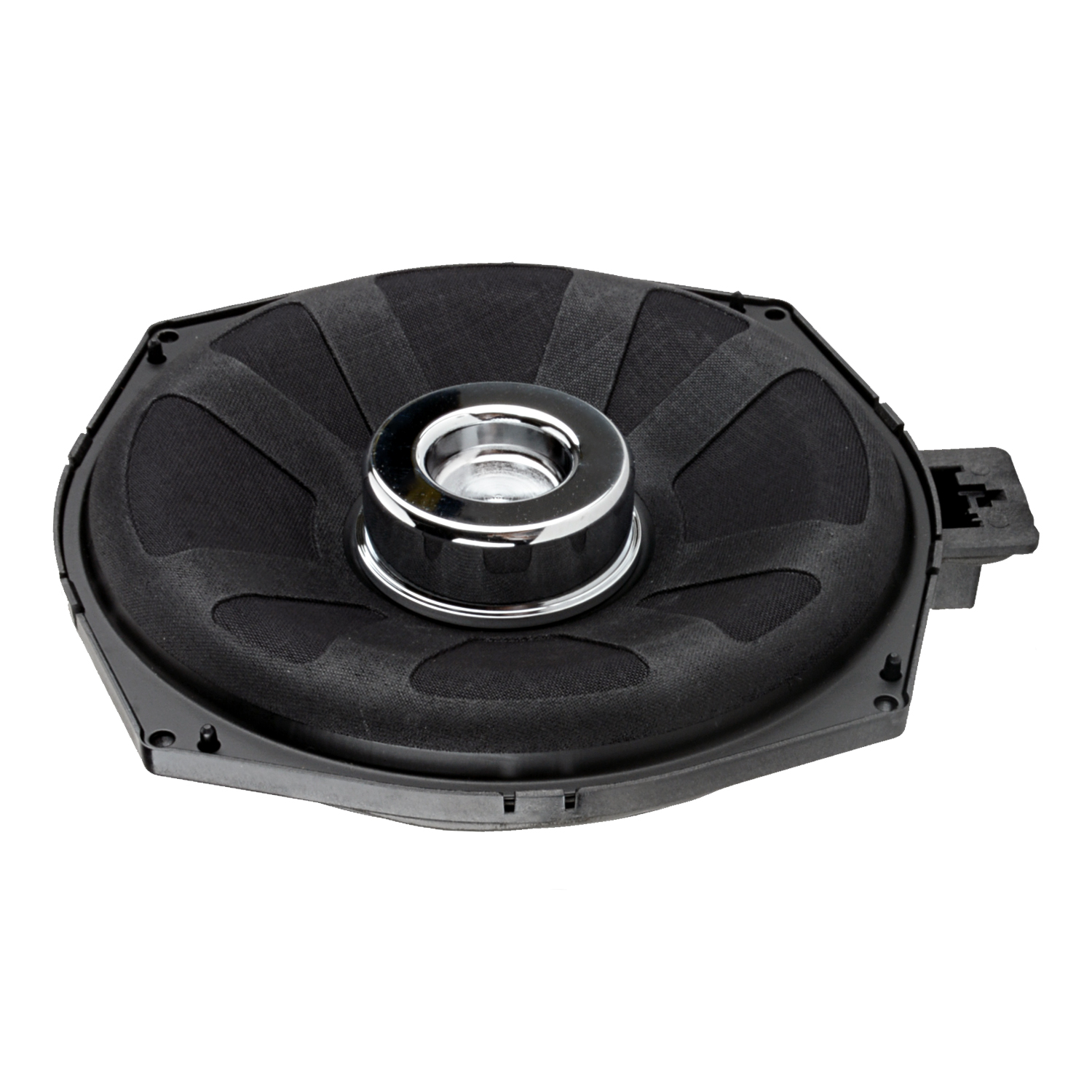 Schwarzer und silberner Auto-Subwoofer mit Netzabdeckung auf weißem Hintergrund.