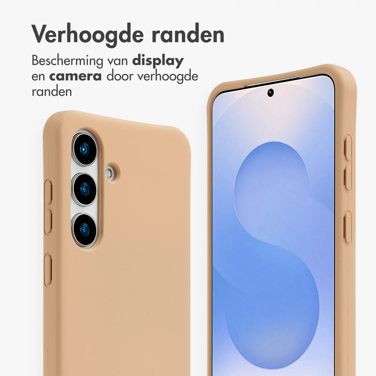 Een beige telefoonhoesje met een telefoon erin. De hoes heeft verhoogde randen.