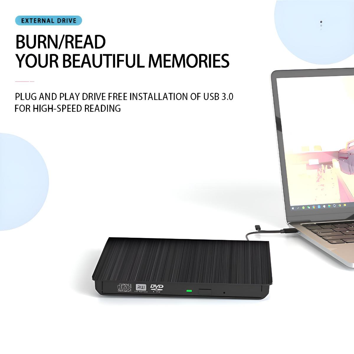 Schwarzes externes DVD-Laufwerk, das an einen Laptop angeschlossen ist. Auf dem Gerät steht 'BURN/READ YOUR BEAUTIFUL MEMORIES'.