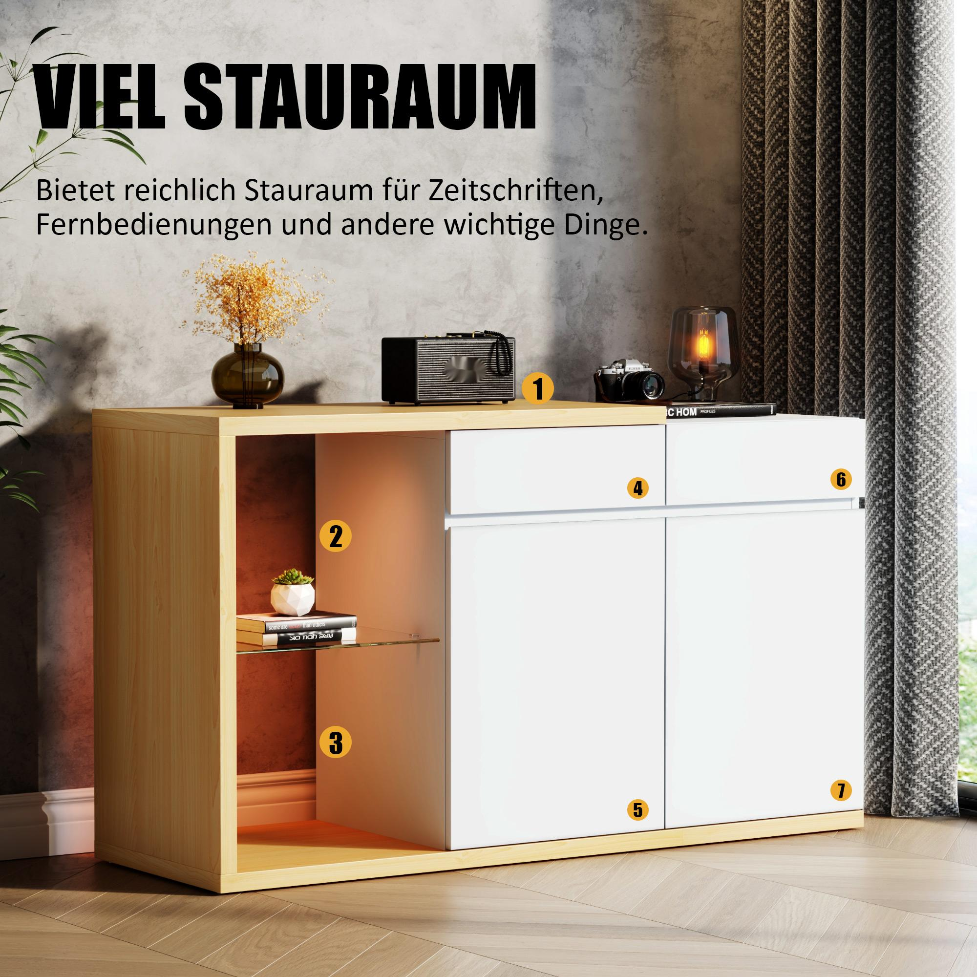 Holzschrank mit zwei weißen Türen, einem Glasregal und Gegenständen oben drauf.