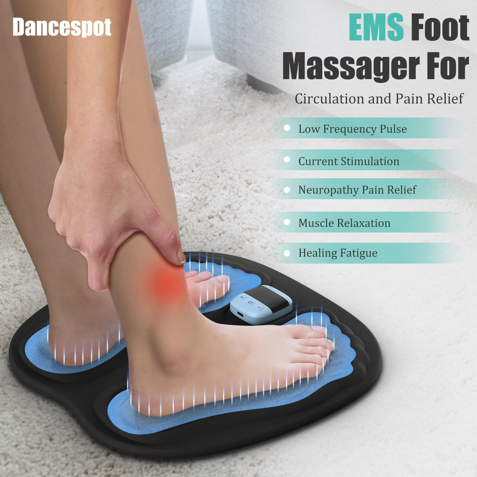 Füße einer Person in einem EMS-Fußmassagegerät. Es hebt einen roten Fleck am Knöchel hervor. Text-Overlay.