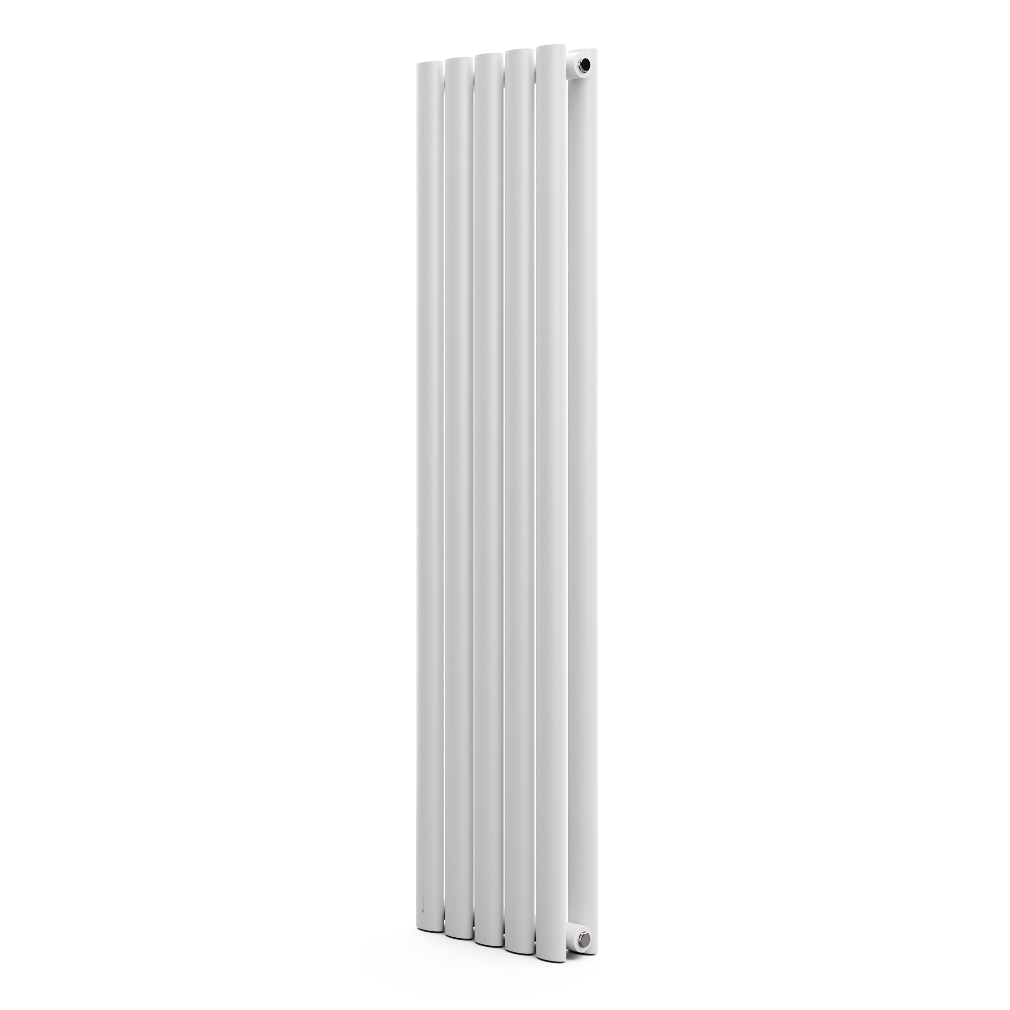 Radiador vertical blanco, aislado sobre un fondo blanco.