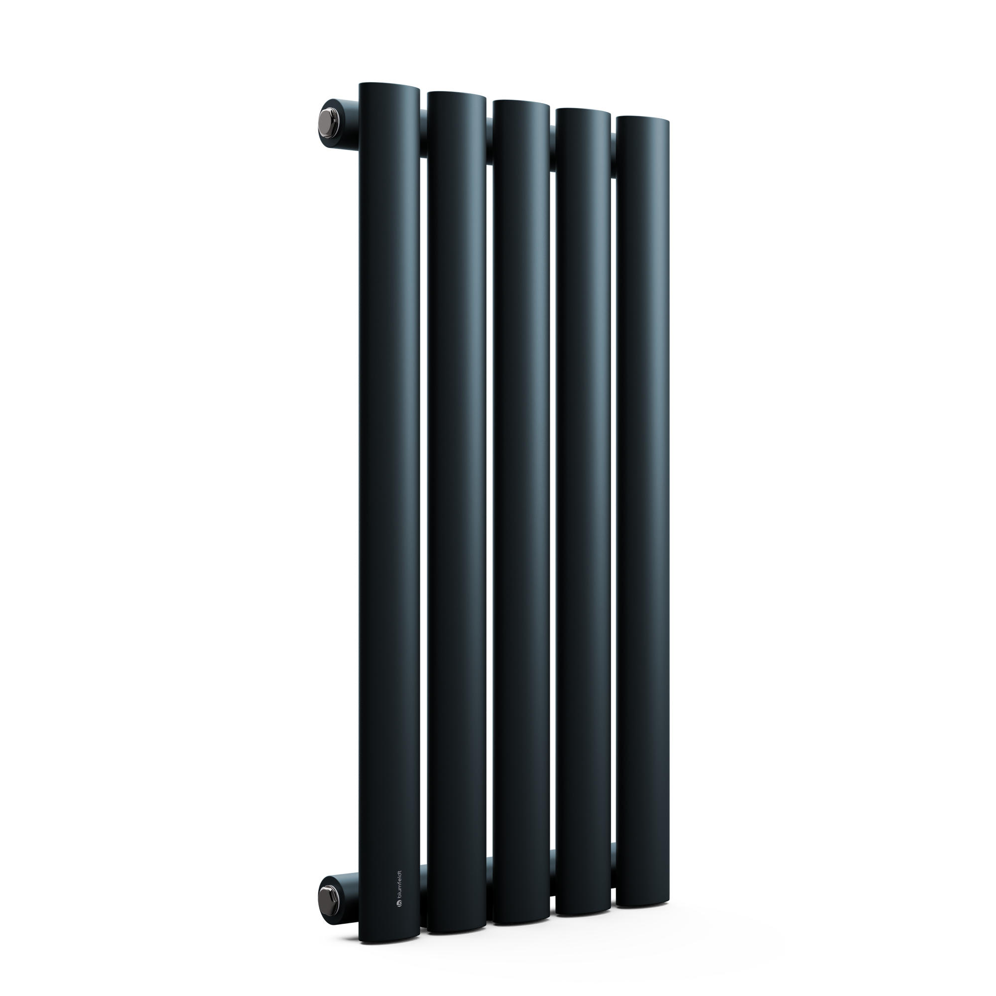 Radiatore verticale grigio scuro con più tubi cilindrici, isolato su sfondo bianco.
