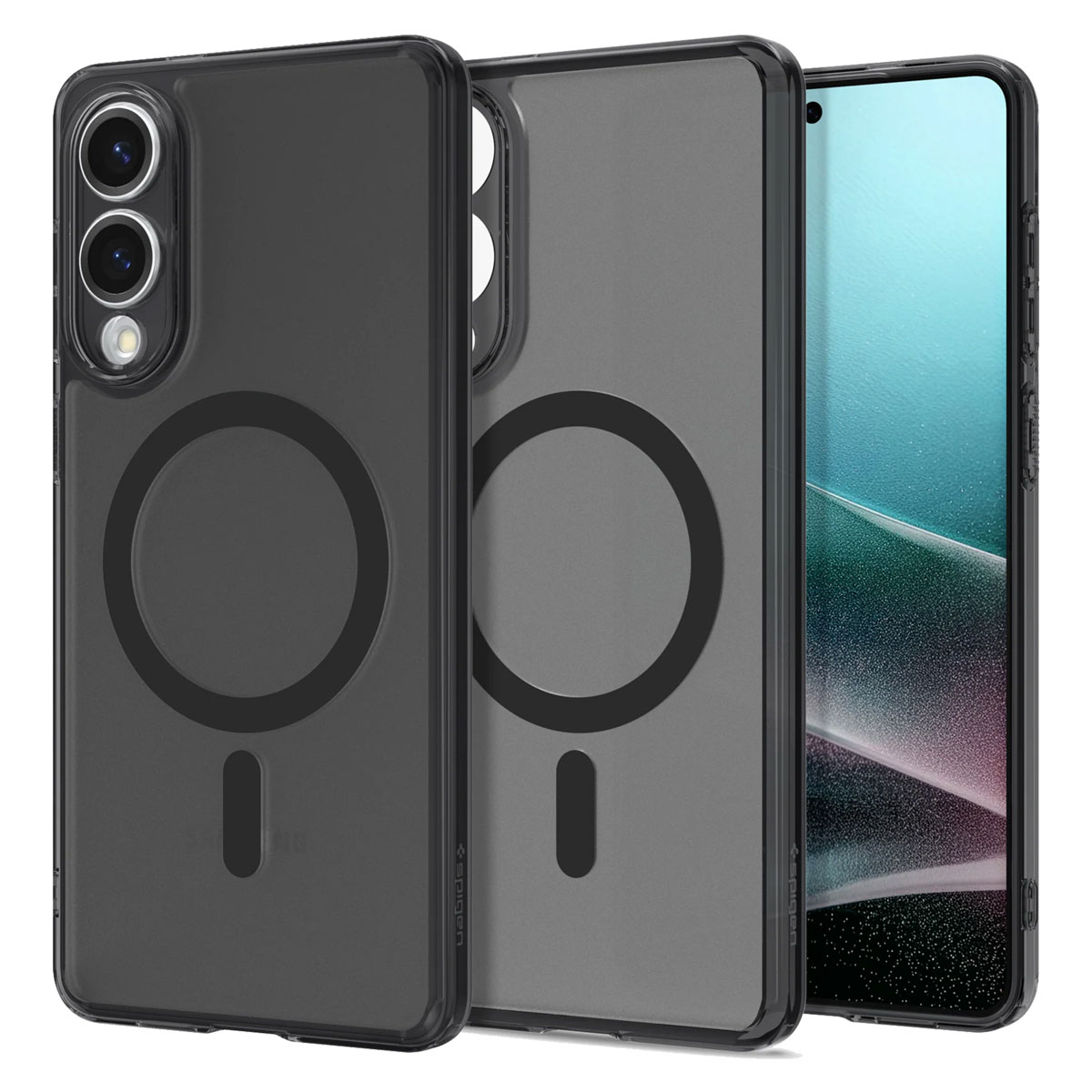 Trois étuis de téléphone. L'un est noir avec un design circulaire, un autre transparent et le troisième est également noir.