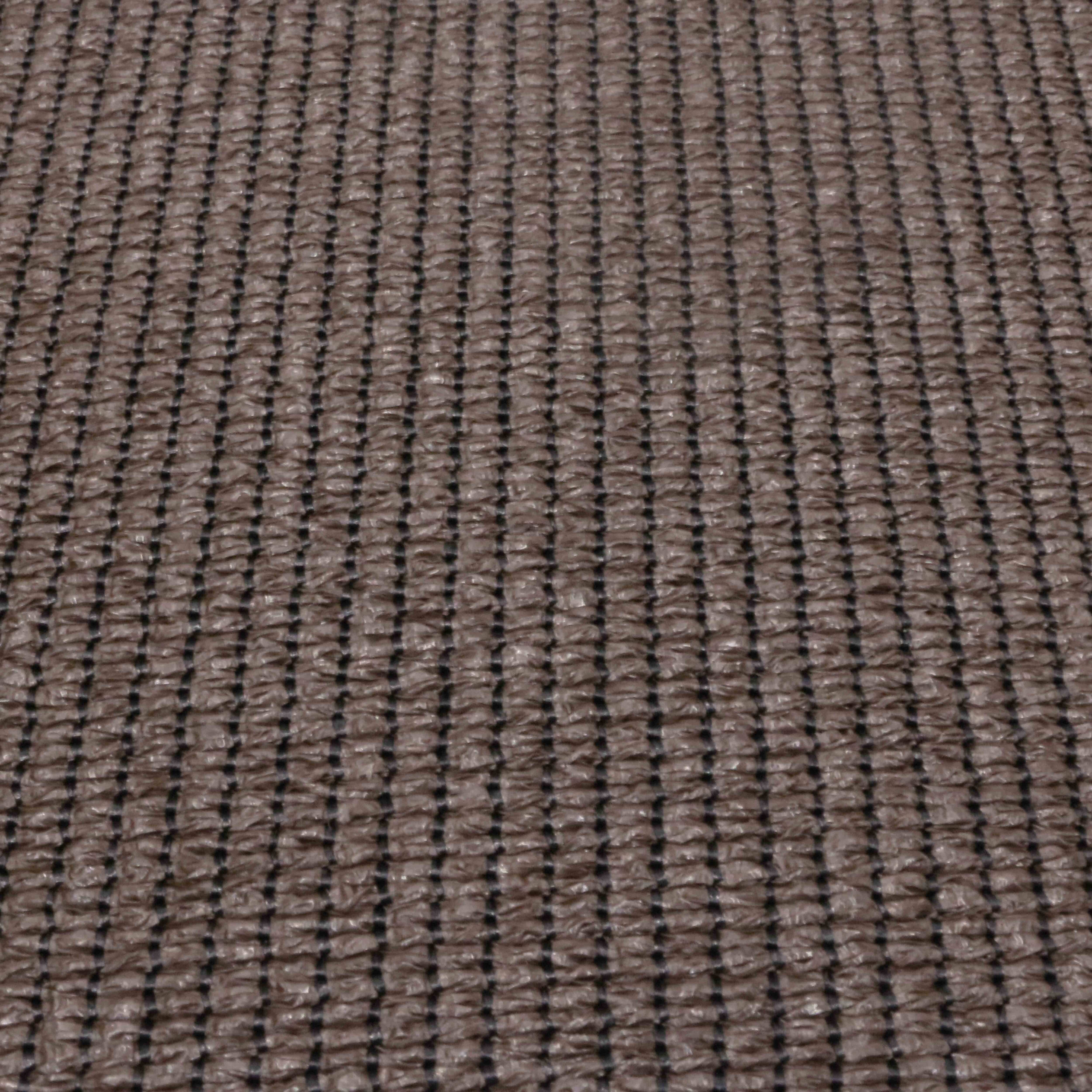 Nahaufnahme von braunem Netzgewebe. Zeigt die Textur und das Gewebe des Materials.