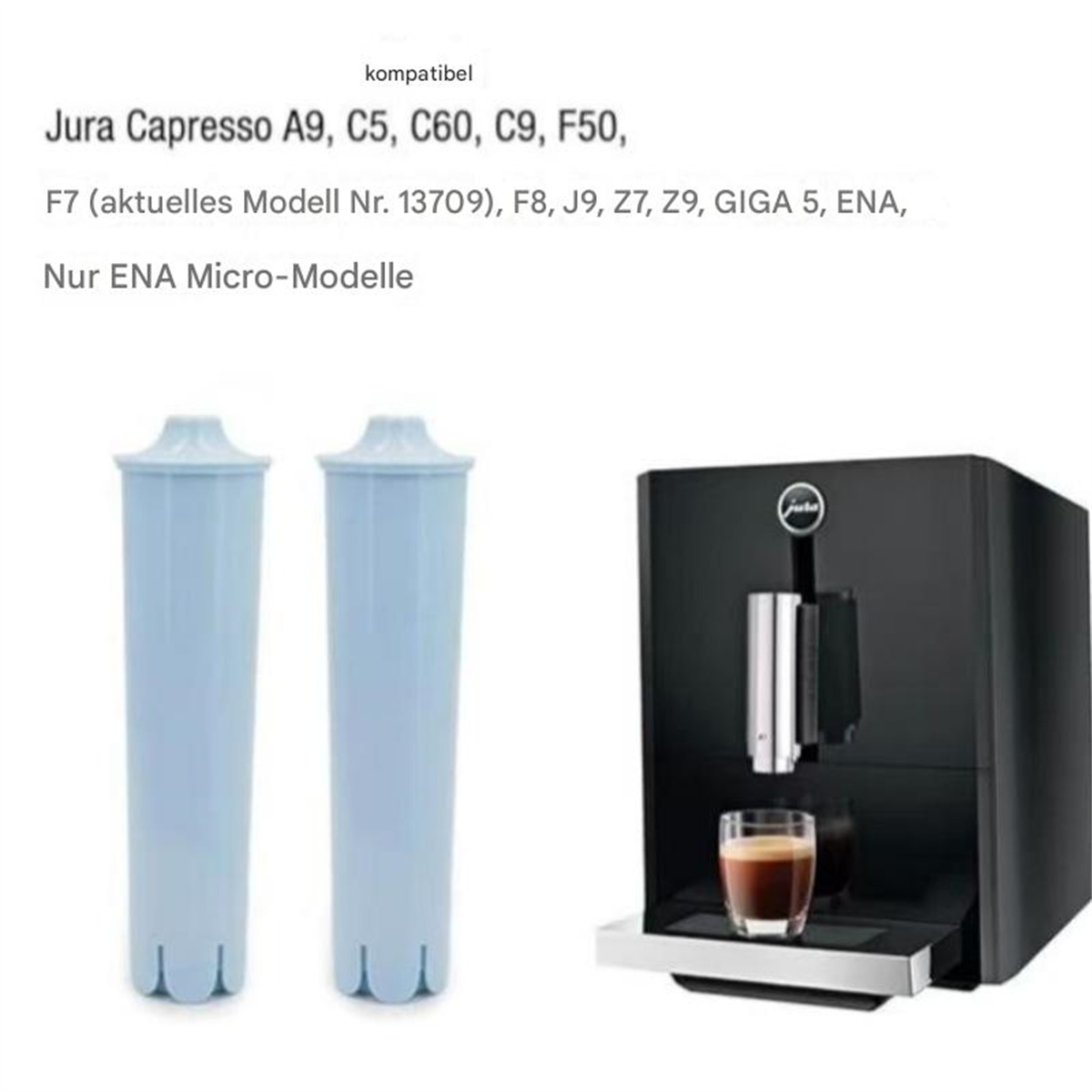 Zwei hellblaue zylindrische Wasserfilterpatronen stehen neben einer schwarzen Kaffeemaschine.