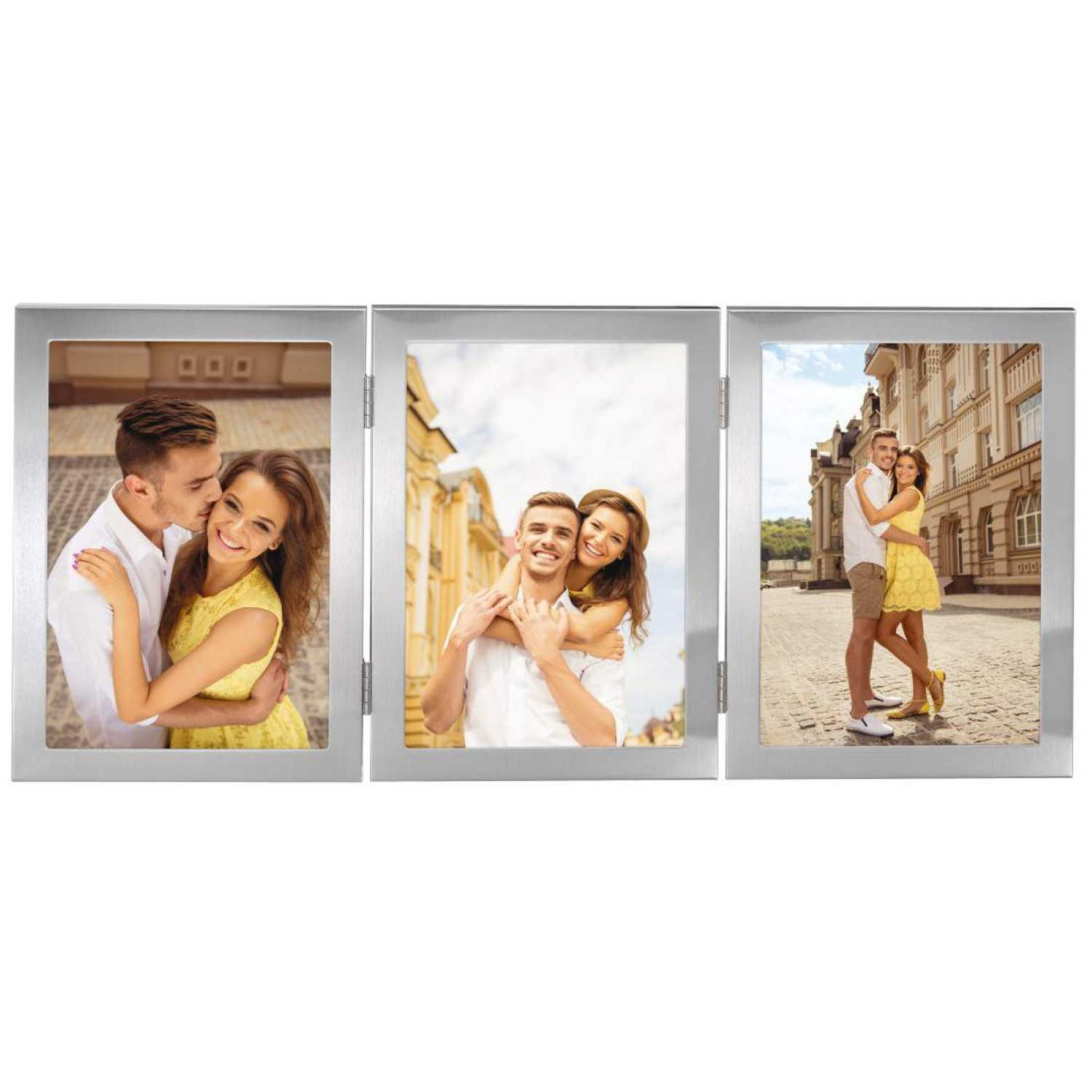 Ein Triptychon-Fotorahmen mit drei Fotos von Paaren. Silberner Rahmen. Außenhintergrund.