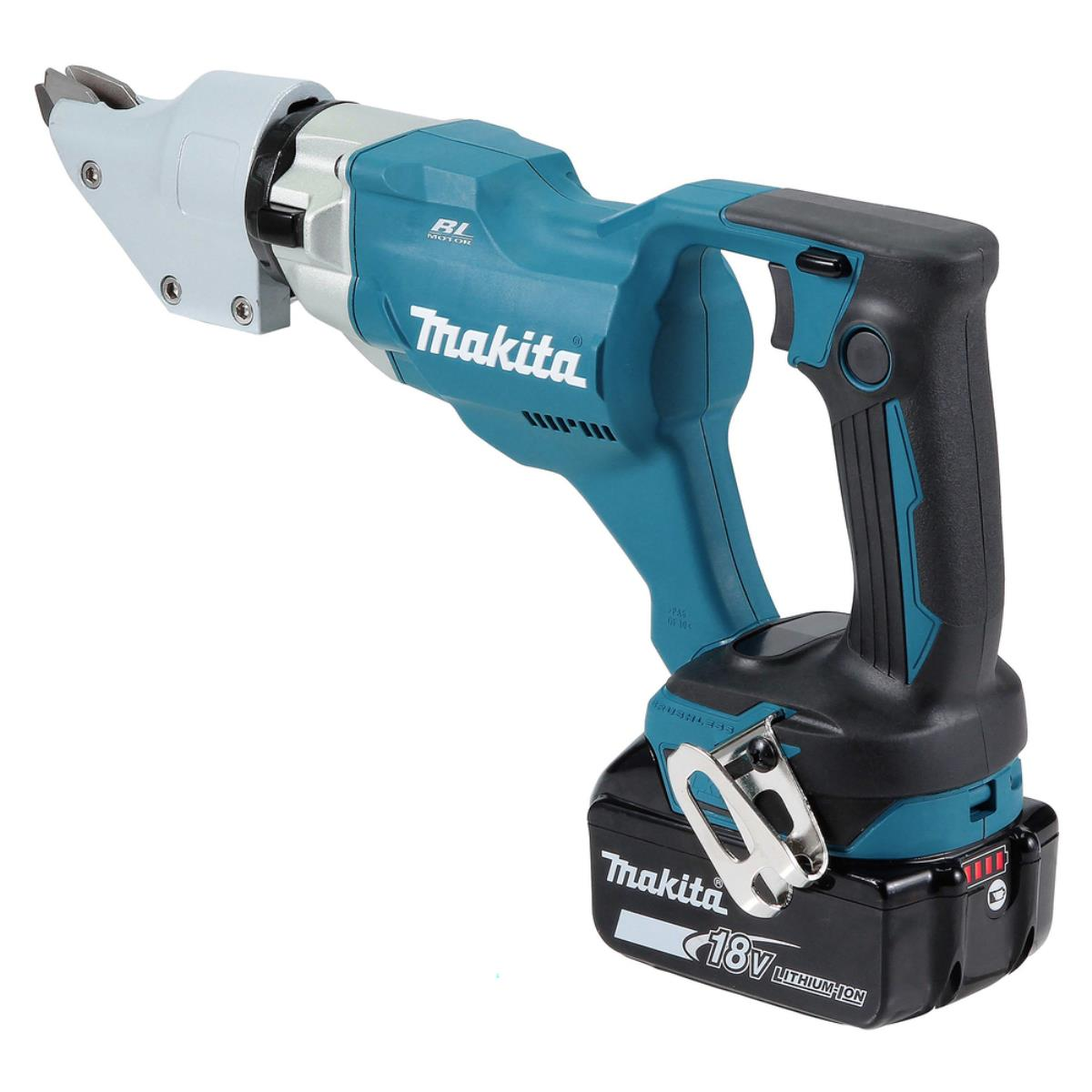 Un elettroutensile Makita turchese con impugnatura e batteria nere. La batteria indica 18V agli ioni di litio.