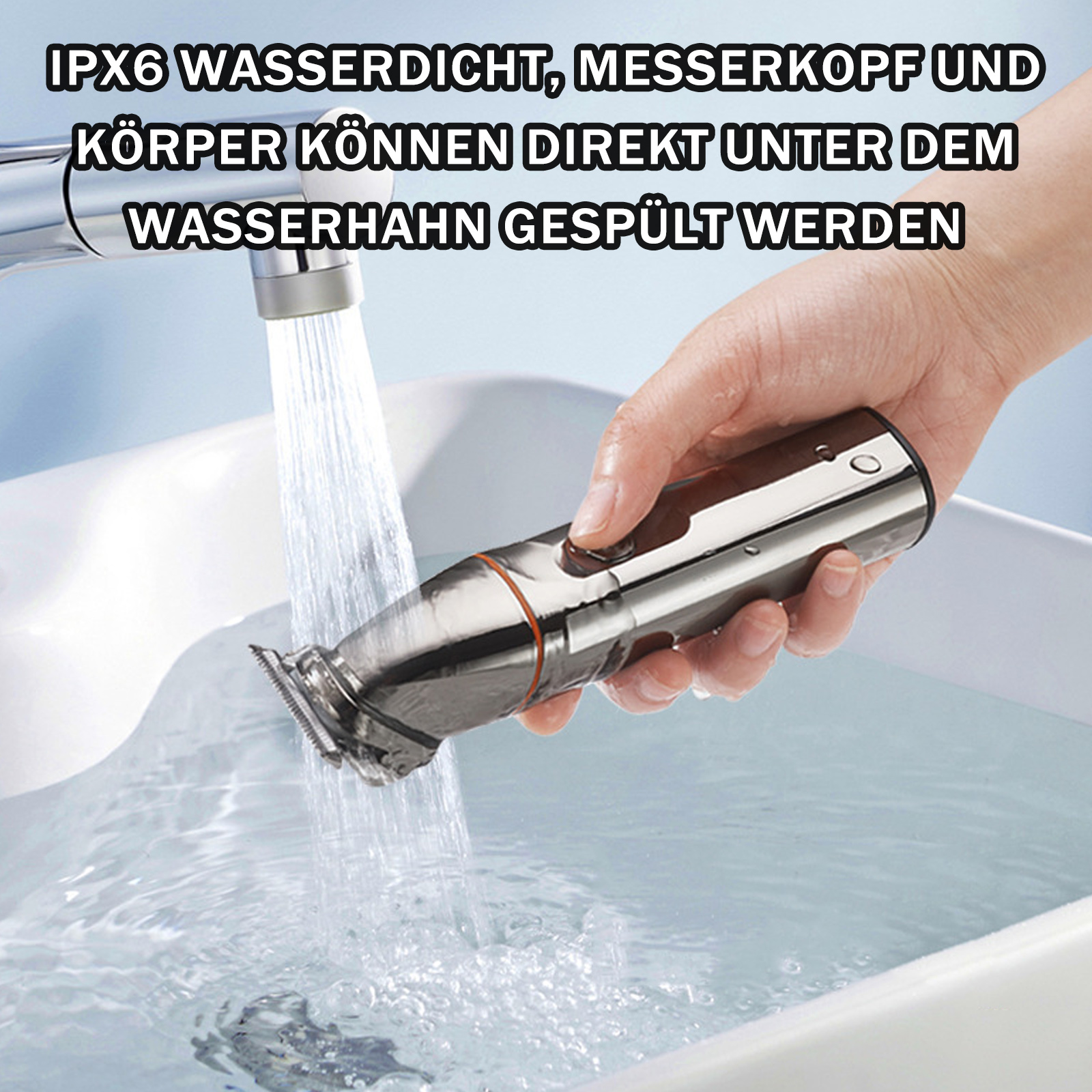 Rasierer im Wasser. Der Rasierer ist silber und schwarz. Wasser fließt aus einem Wasserhahn.