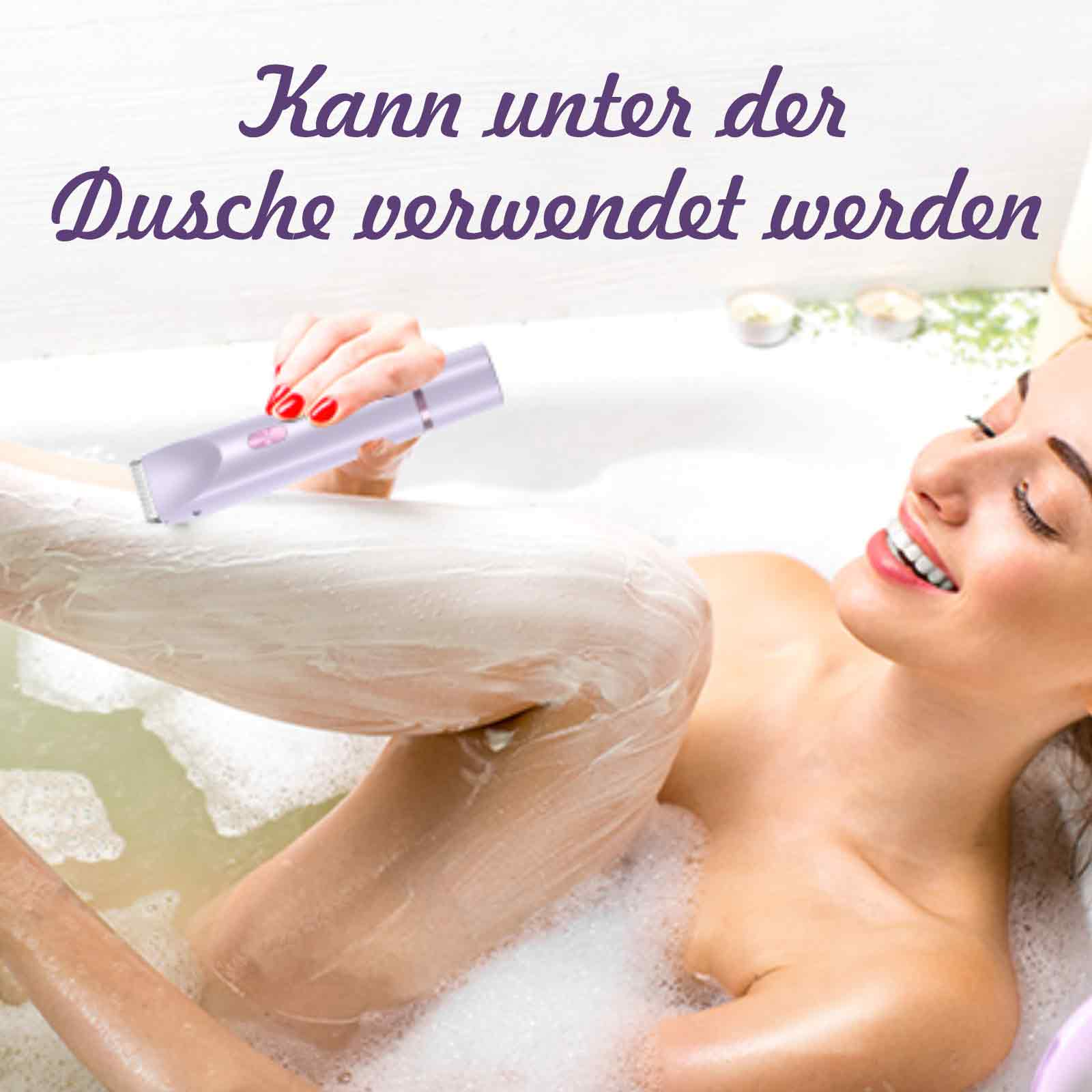 Frau in einer Badewanne rasiert sich mit einem elektrischen Rasierer die Beine.