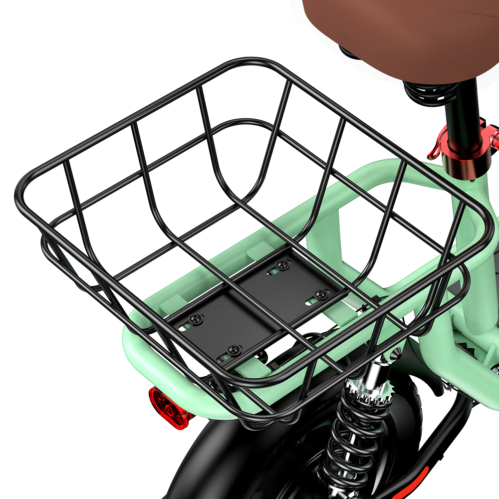 Scooter verde menta con un cestino nero sul retro.